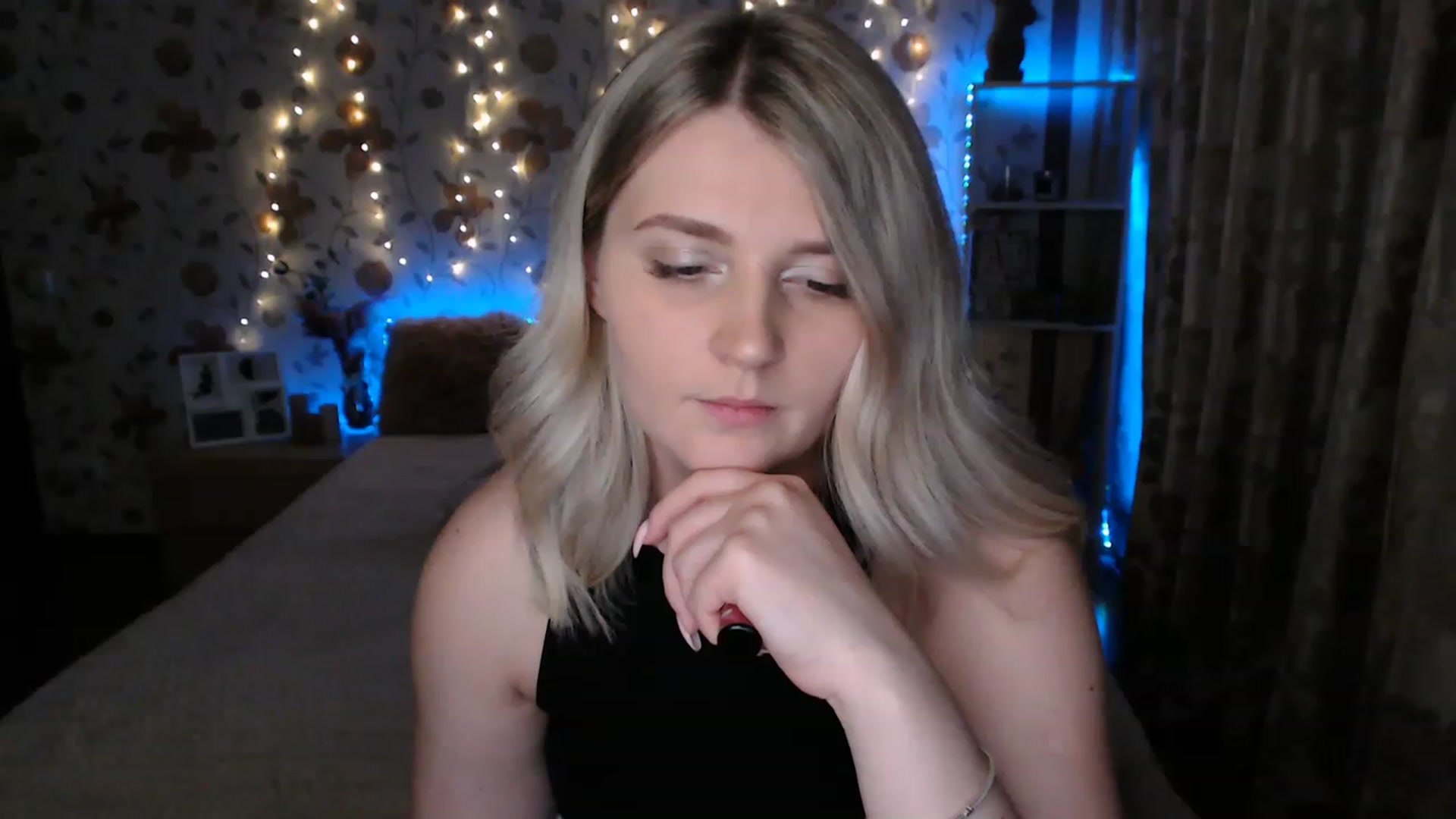 Gallery image thumbnail from Nice_Ass007's myfreecams stream on, 06/15/2023, 22:46 image 12 of 20