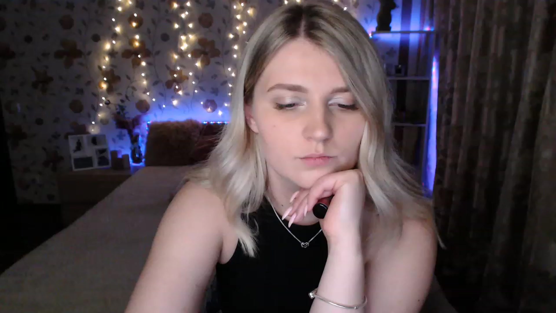 Gallery image thumbnail from Nice_Ass007's myfreecams stream on, 06/15/2023, 22:46 image 4 of 20