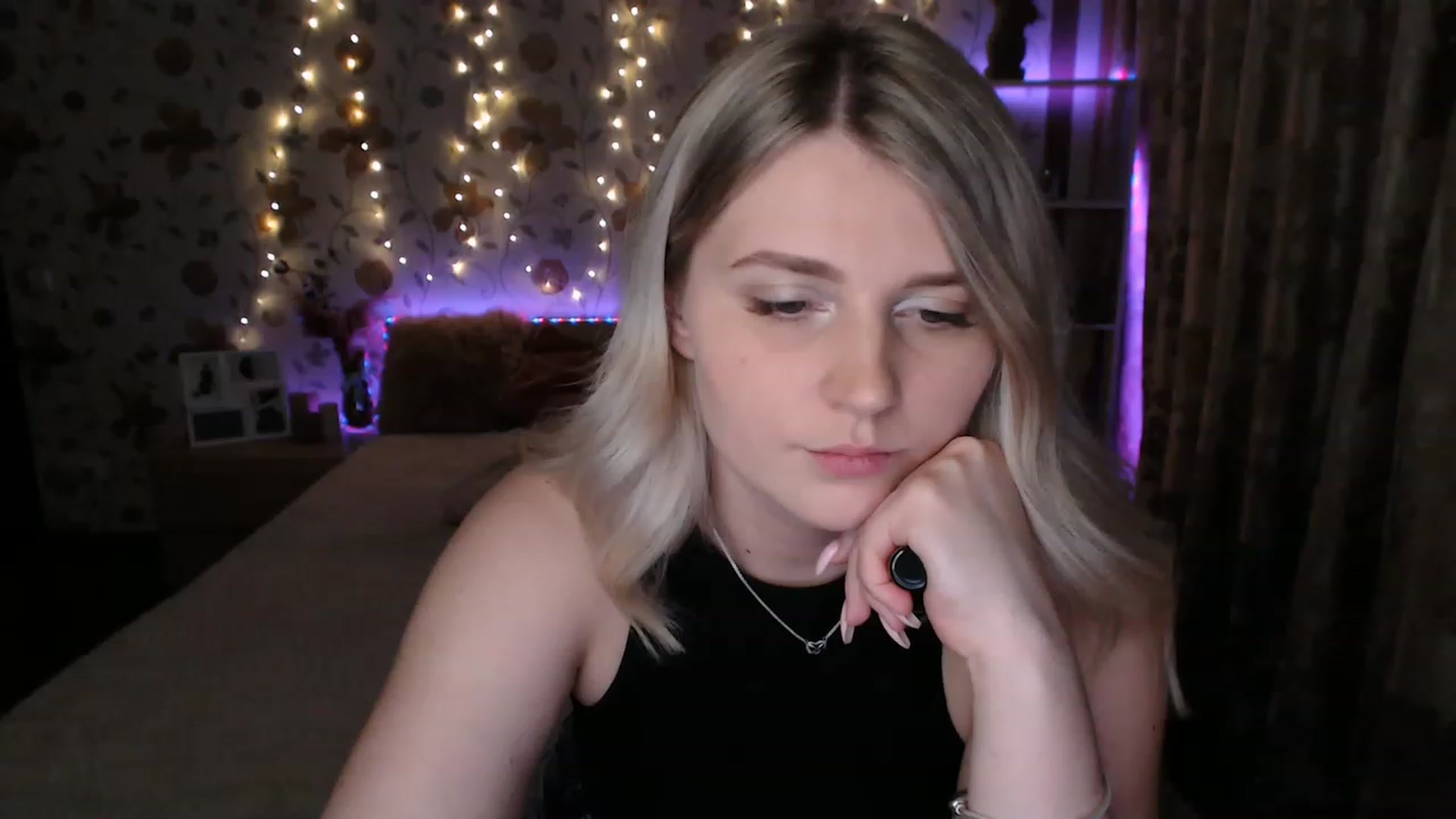 Gallery image thumbnail from Nice_Ass007's myfreecams stream on, 06/15/2023, 22:46 image 1 of 20