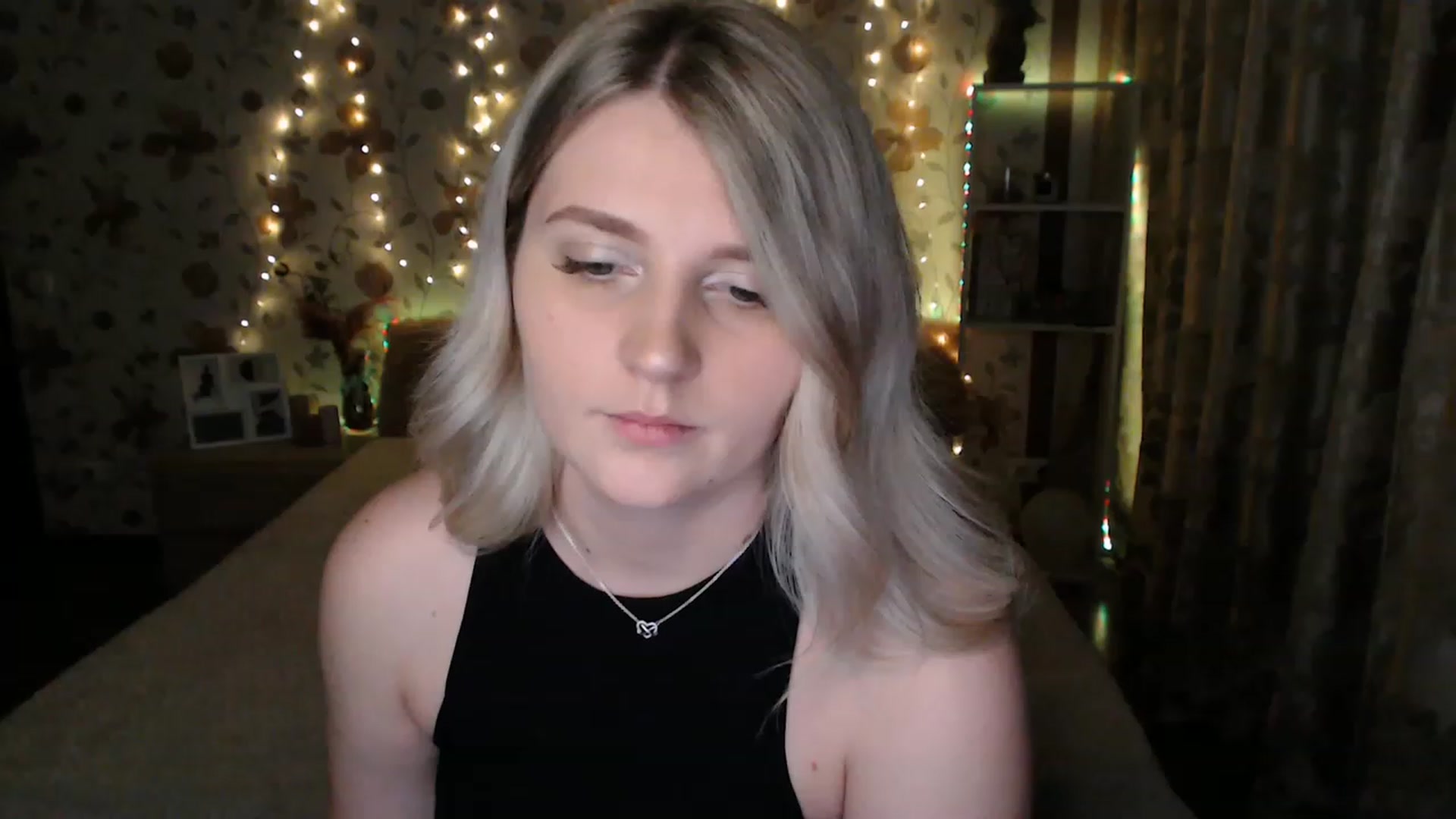 Gallery image thumbnail from Nice_Ass007's myfreecams stream on, 06/15/2023, 23:15 image 17 of 20