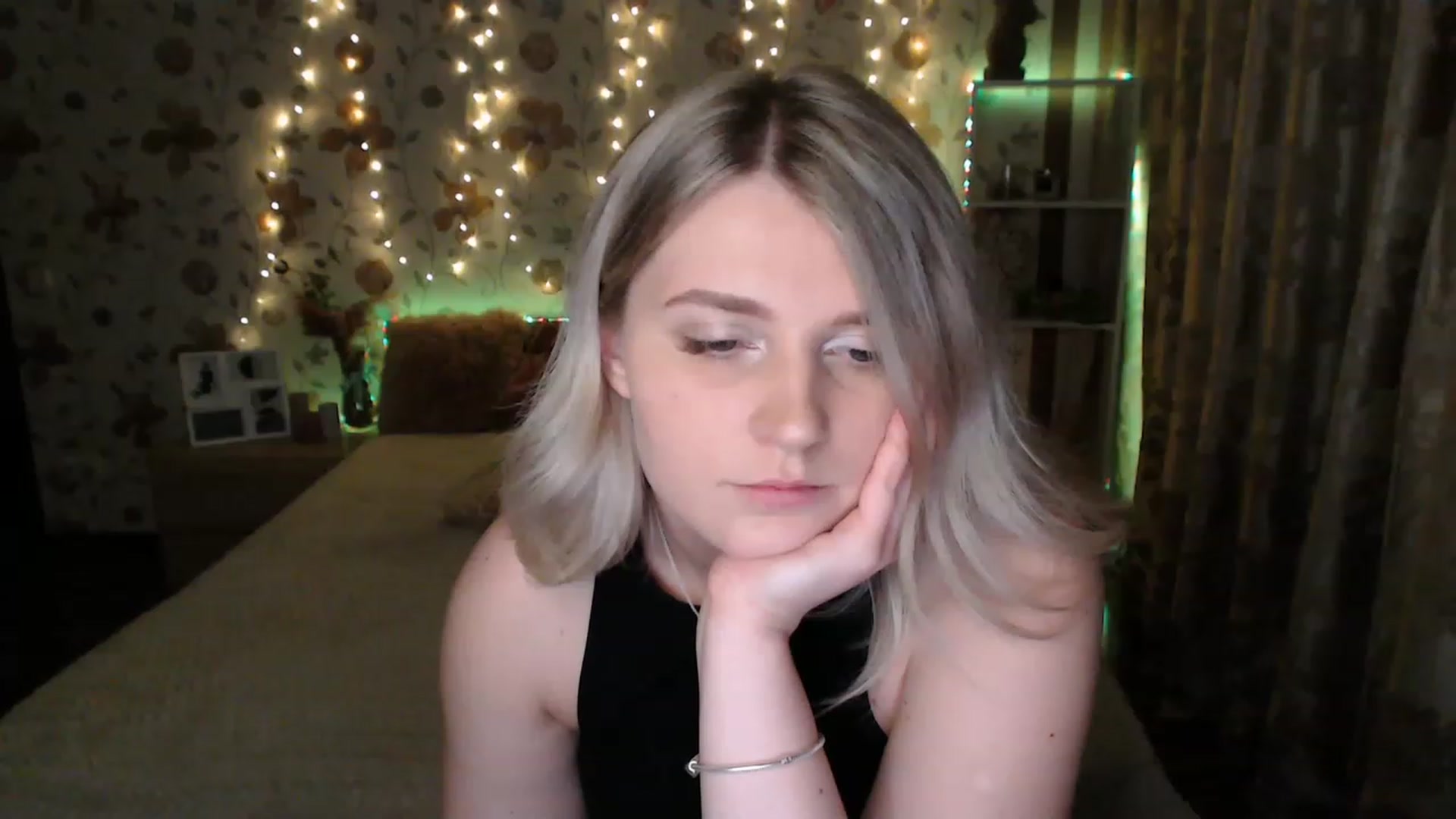 Gallery image thumbnail from Nice_Ass007's myfreecams stream on, 06/15/2023, 23:15 image 5 of 20