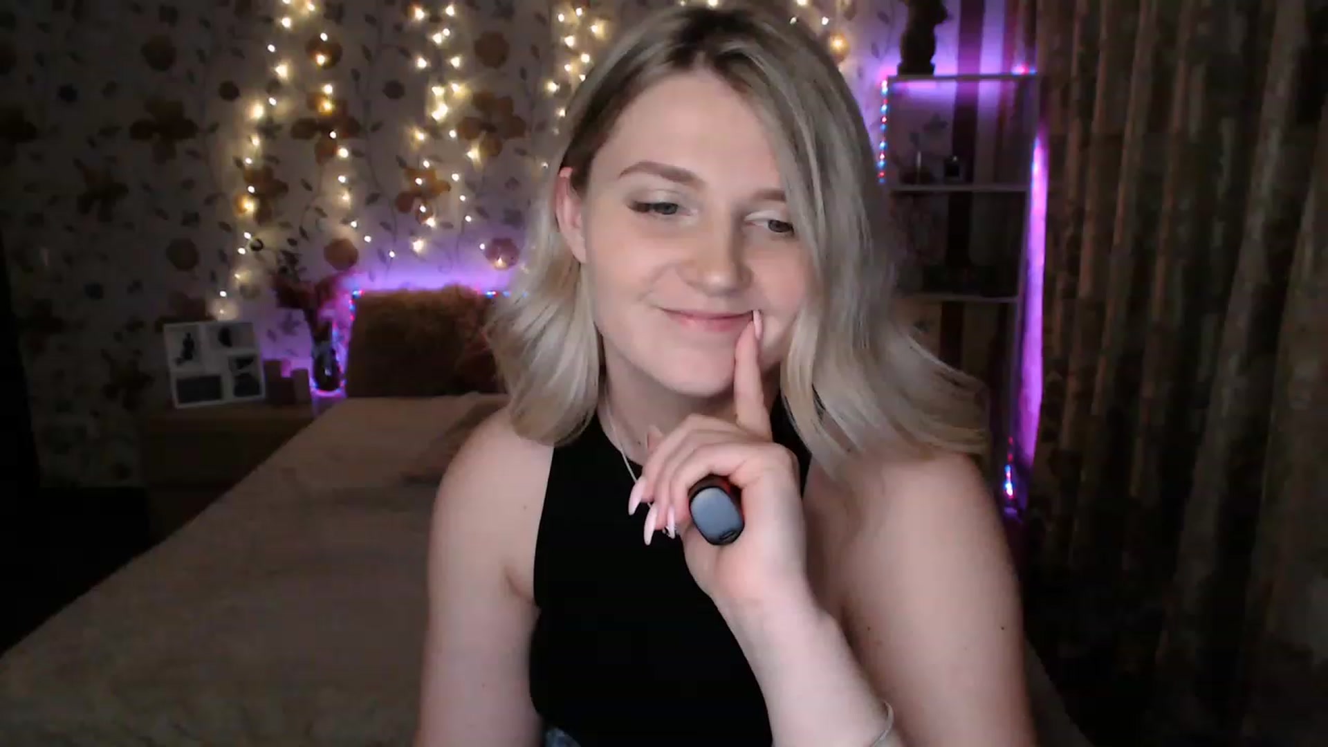 Gallery image thumbnail from Nice_Ass007's myfreecams stream on, 06/16/2023, 01:28 image 4 of 20