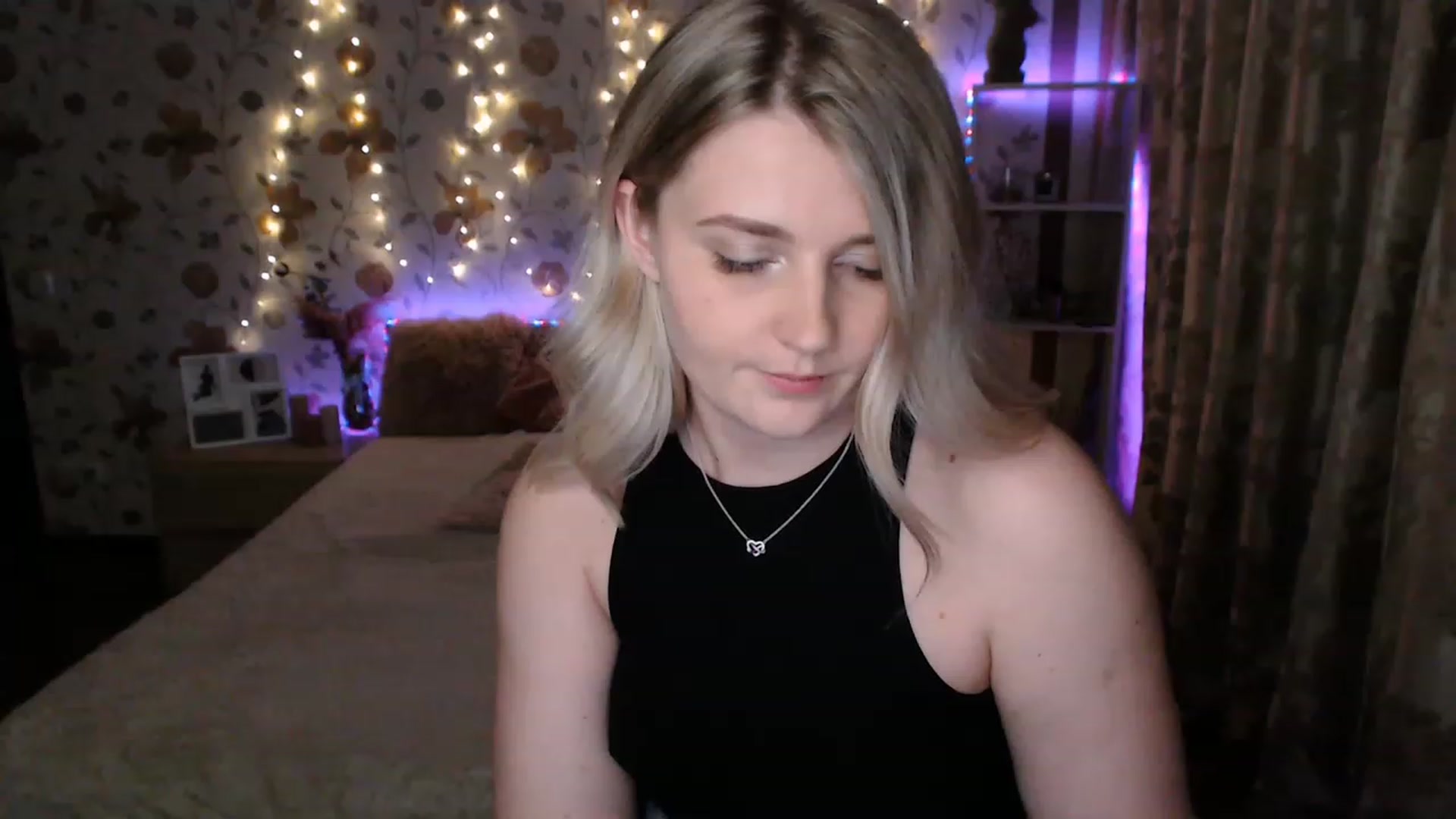 Gallery image thumbnail from Nice_Ass007's myfreecams stream on, 06/16/2023, 01:28 image 5 of 20