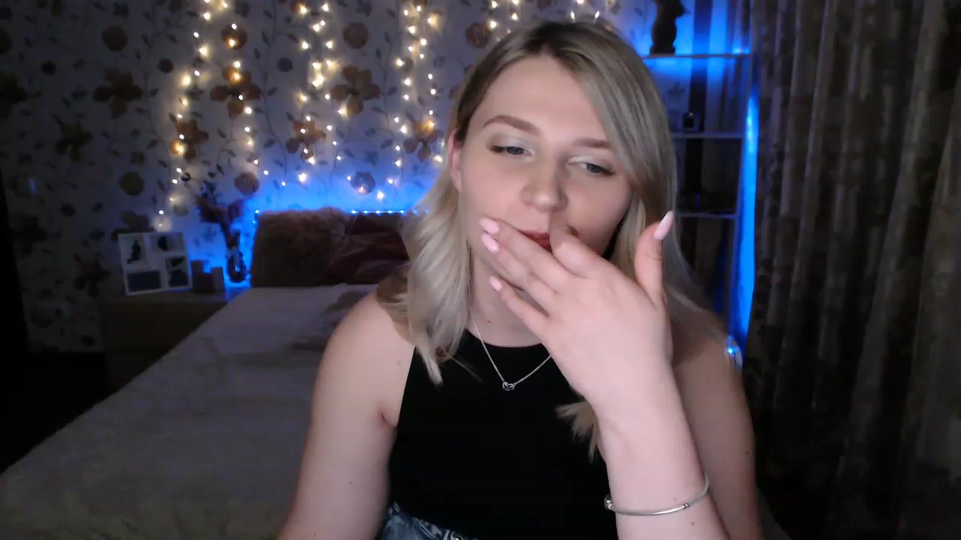 Gallery image thumbnail from Nice_Ass007's myfreecams stream on, 06/16/2023, 01:28 image 13 of 20