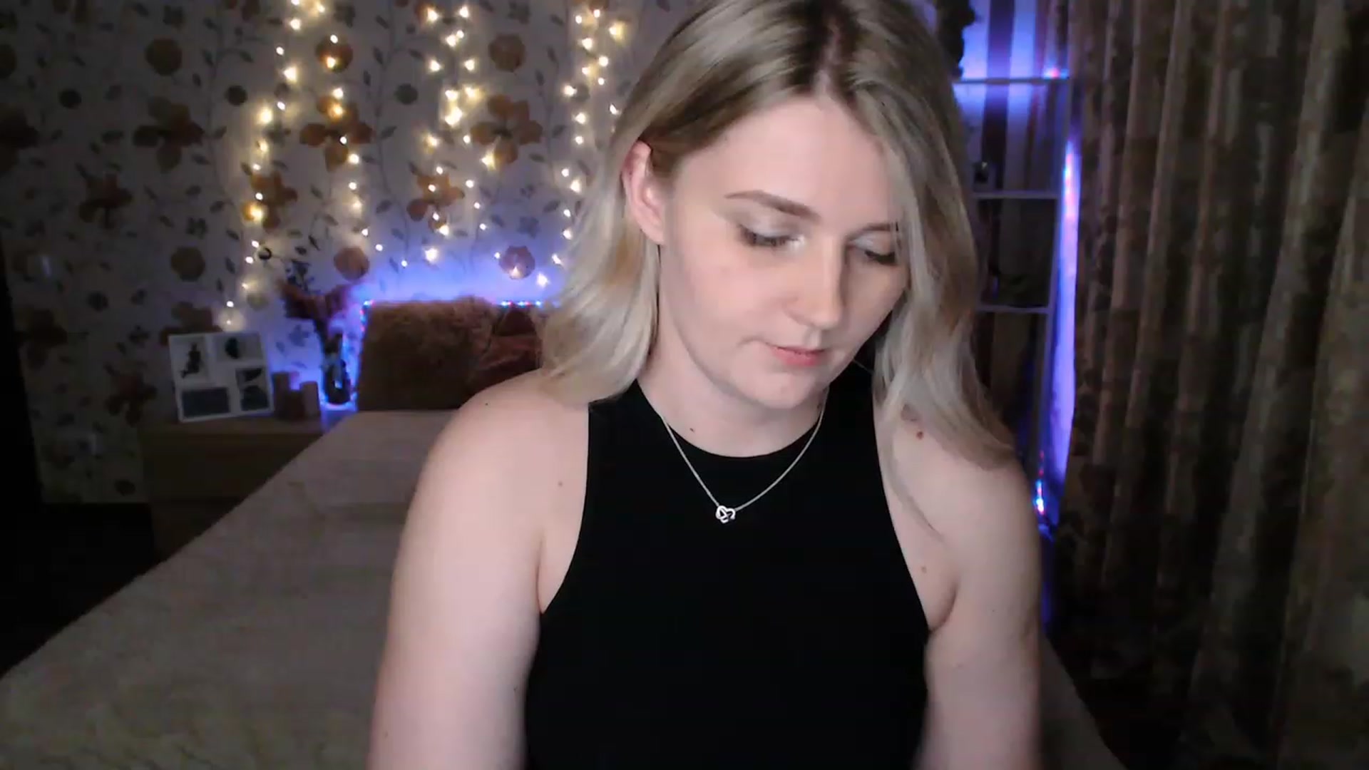 Gallery image thumbnail from Nice_Ass007's myfreecams stream on, 06/16/2023, 01:28 image 7 of 20