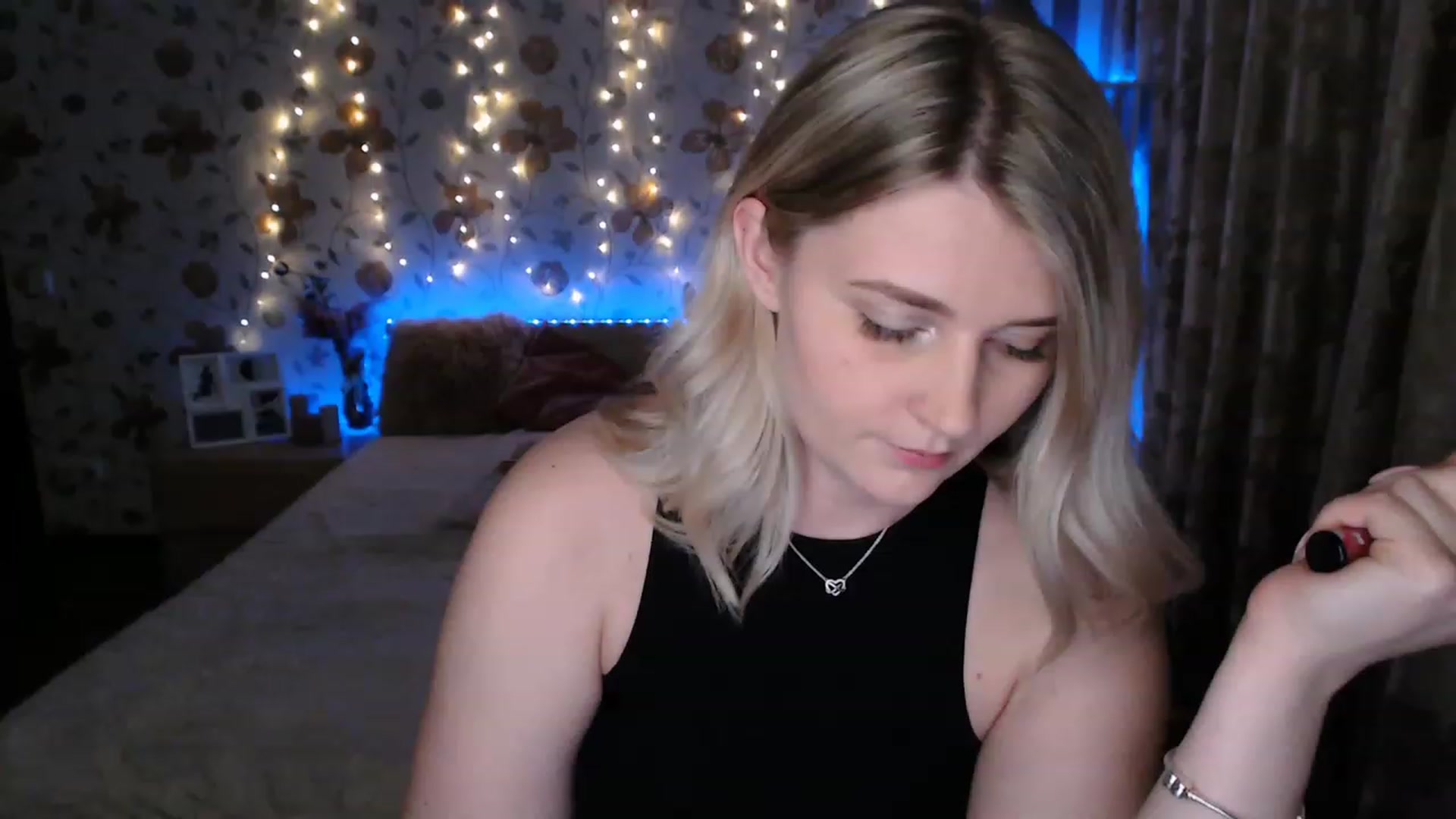 Gallery image thumbnail from Nice_Ass007's myfreecams stream on, 06/16/2023, 01:28 image 16 of 20