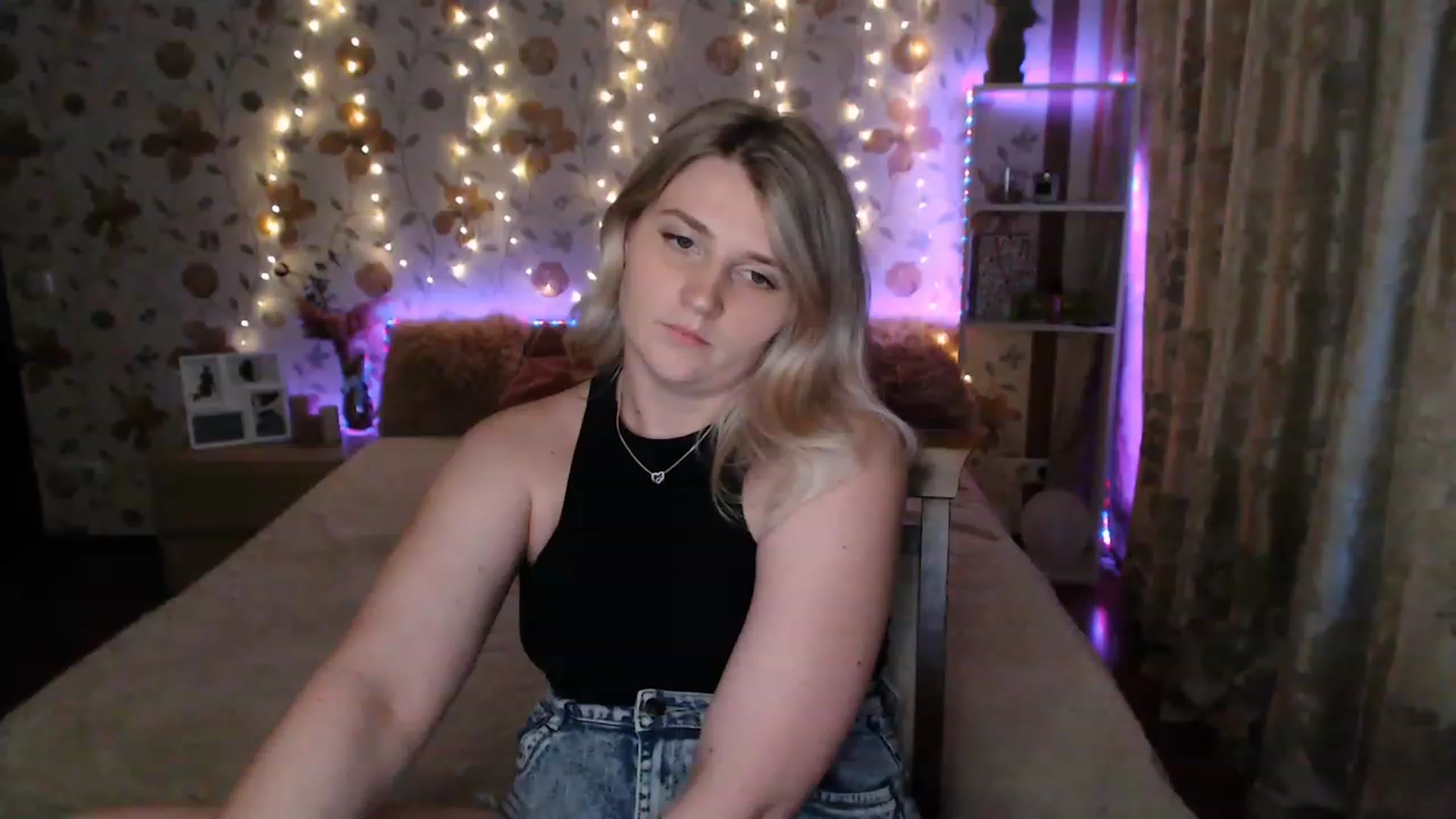 Gallery image thumbnail from Nice_Ass007's myfreecams stream on, 06/16/2023, 03:06 image 6 of 20