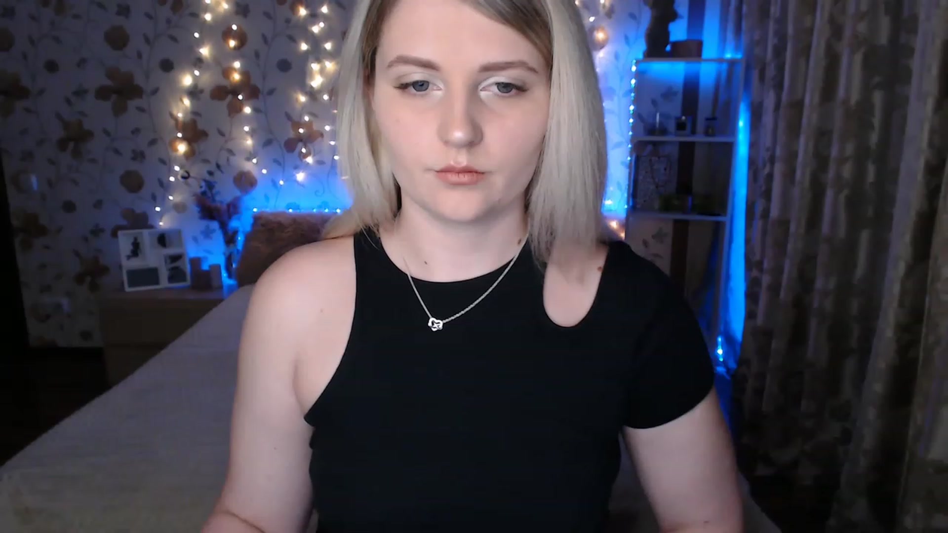 Gallery image thumbnail from Nice_Ass007's myfreecams stream on, 06/16/2023, 19:32 image 12 of 20