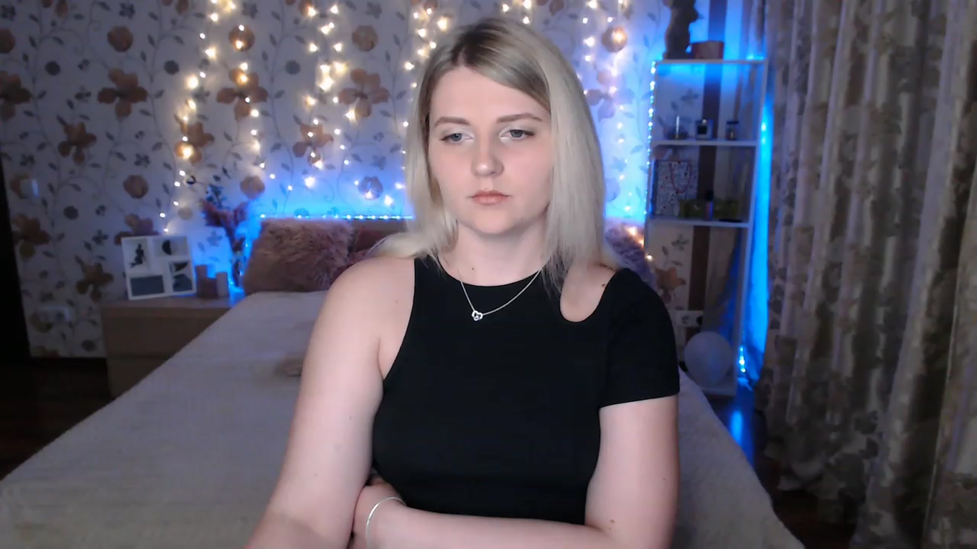 Gallery image thumbnail from Nice_Ass007's myfreecams stream on, 06/16/2023, 19:32 image 13 of 20