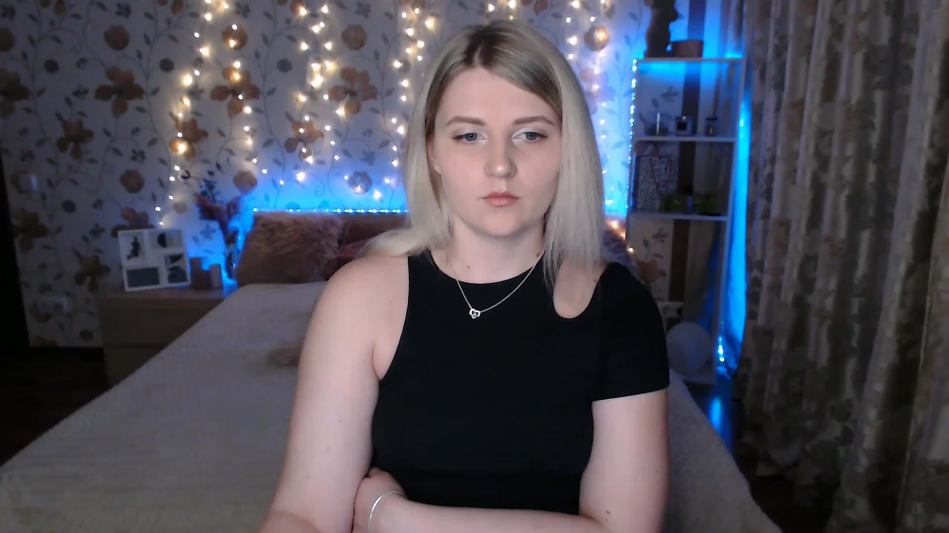 Gallery image thumbnail from Nice_Ass007's myfreecams stream on, 06/16/2023, 19:32 image 15 of 20
