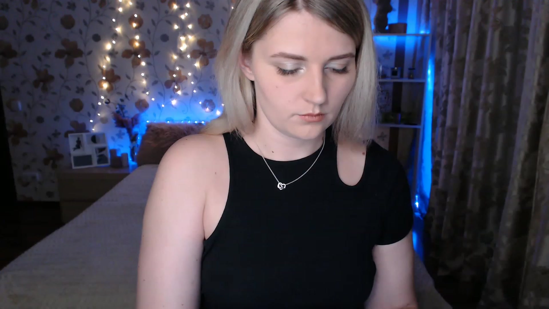 Gallery image thumbnail from Nice_Ass007's myfreecams stream on, 06/16/2023, 19:32 image 11 of 20