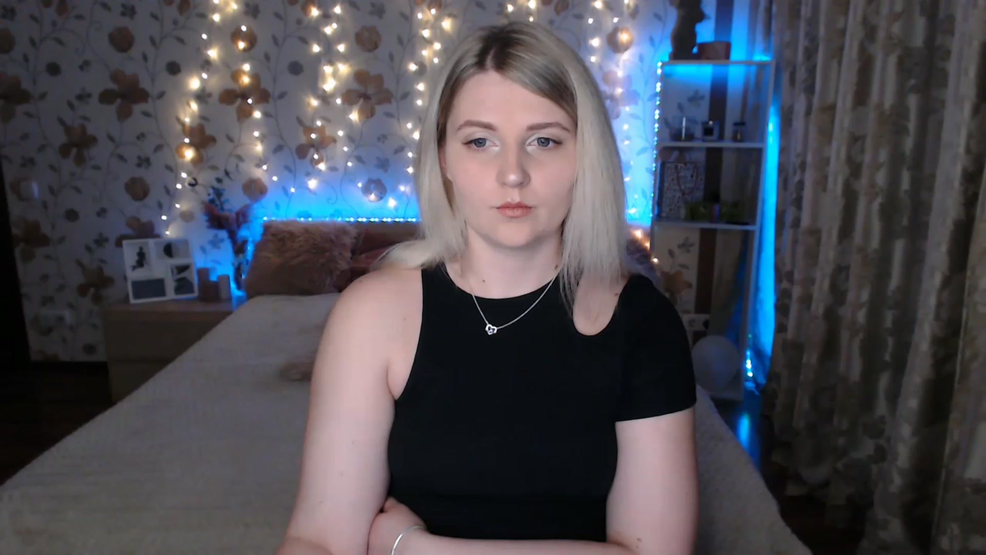 Gallery image thumbnail from Nice_Ass007's myfreecams stream on, 06/16/2023, 19:32 image 17 of 20