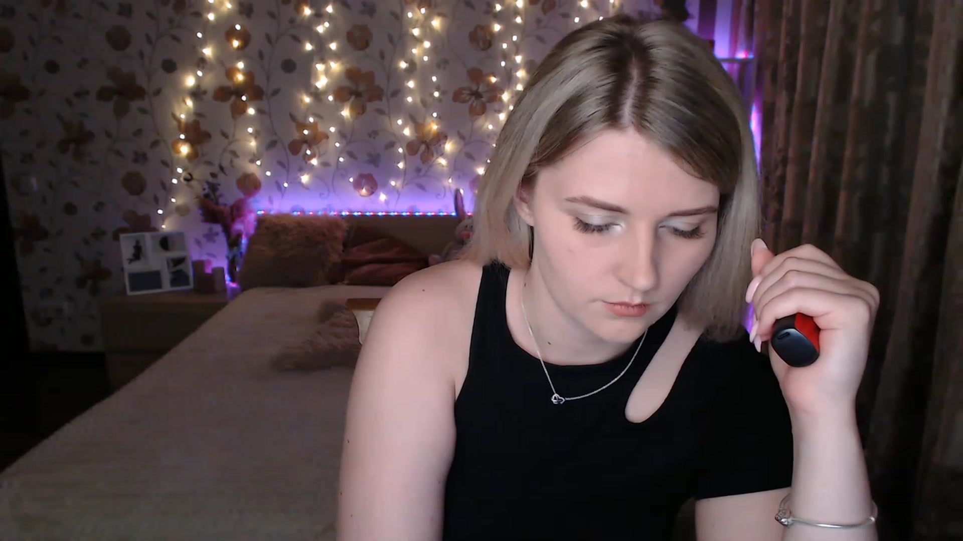 Gallery image thumbnail from Nice_Ass007's myfreecams stream on, 06/16/2023, 19:58 image 6 of 20