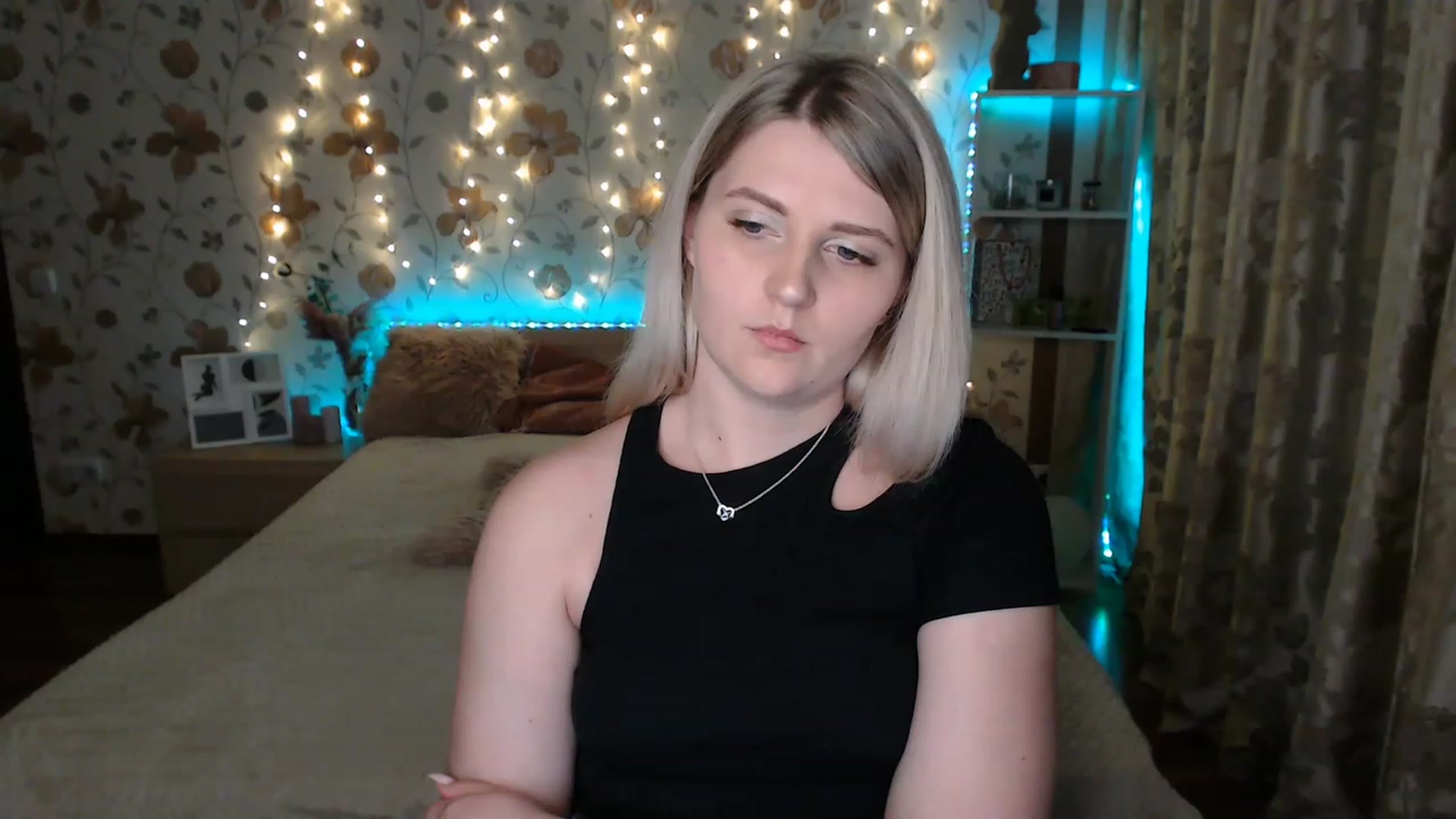 Gallery image thumbnail from Nice_Ass007's myfreecams stream on, 06/16/2023, 23:17 image 17 of 20