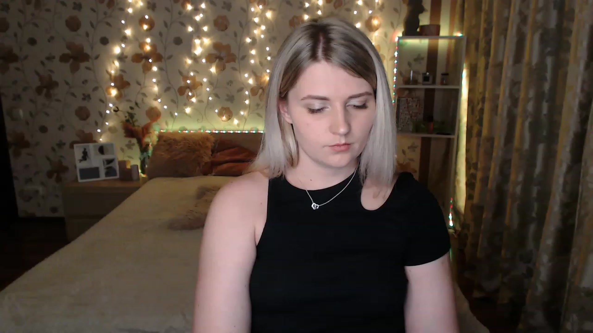 Gallery image thumbnail from Nice_Ass007's myfreecams stream on, 06/16/2023, 23:17 image 19 of 20