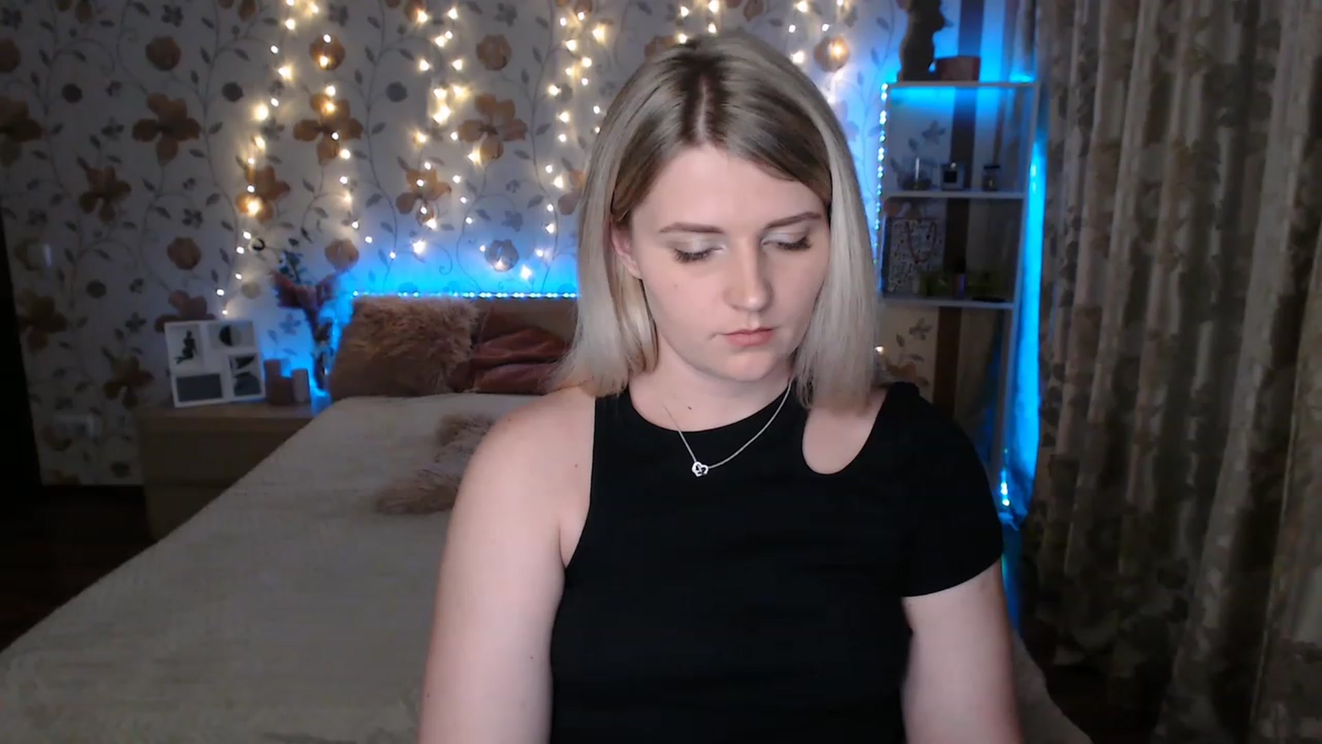 Gallery image thumbnail from Nice_Ass007's myfreecams stream on, 06/16/2023, 23:17 image 16 of 20
