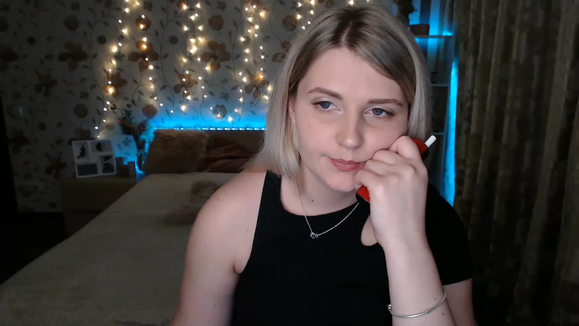 Gallery image thumbnail from Nice_Ass007's myfreecams stream on, 06/16/2023, 23:17 image 8 of 20