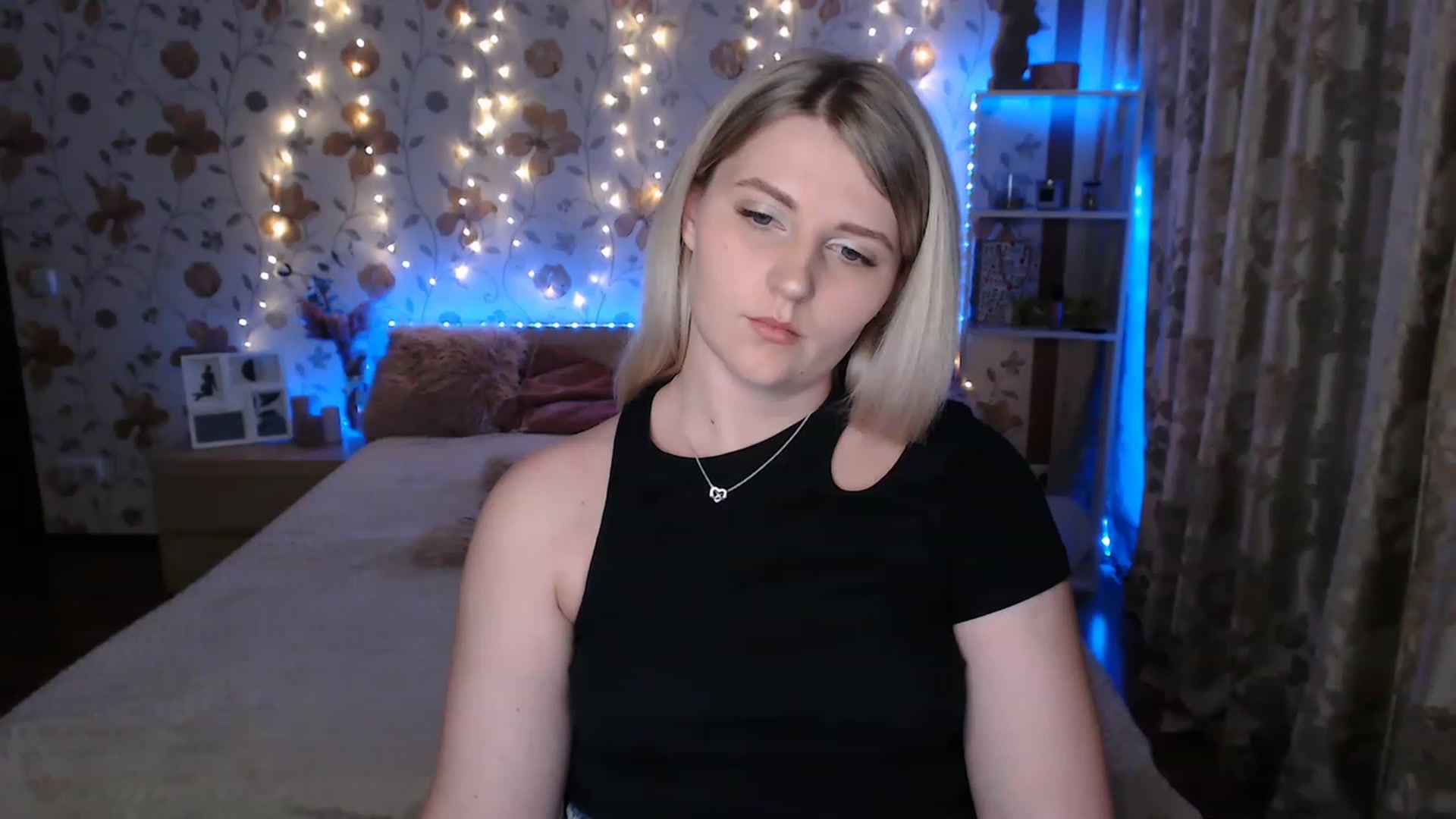 Gallery image thumbnail from Nice_Ass007's myfreecams stream on, 06/16/2023, 23:17 image 15 of 20