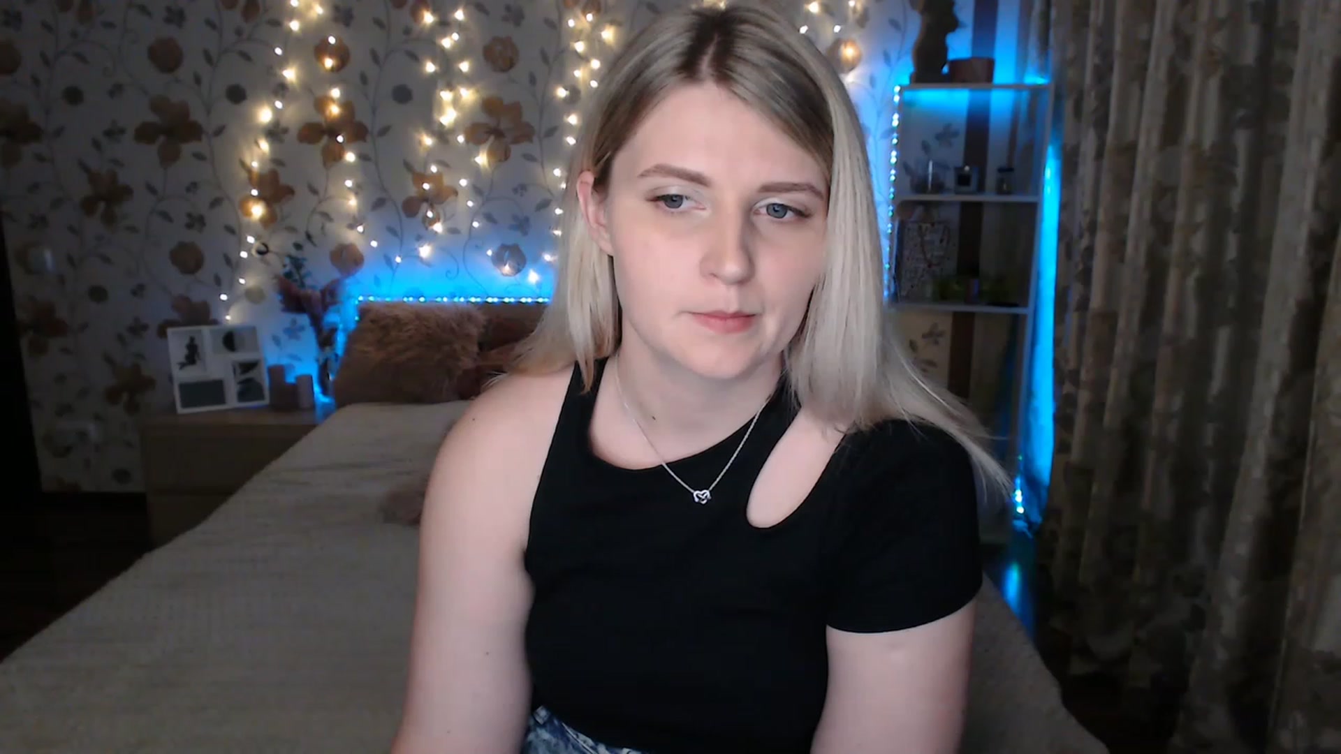 Gallery image thumbnail from Nice_Ass007's myfreecams stream on, 06/17/2023, 24:31 image 5 of 20