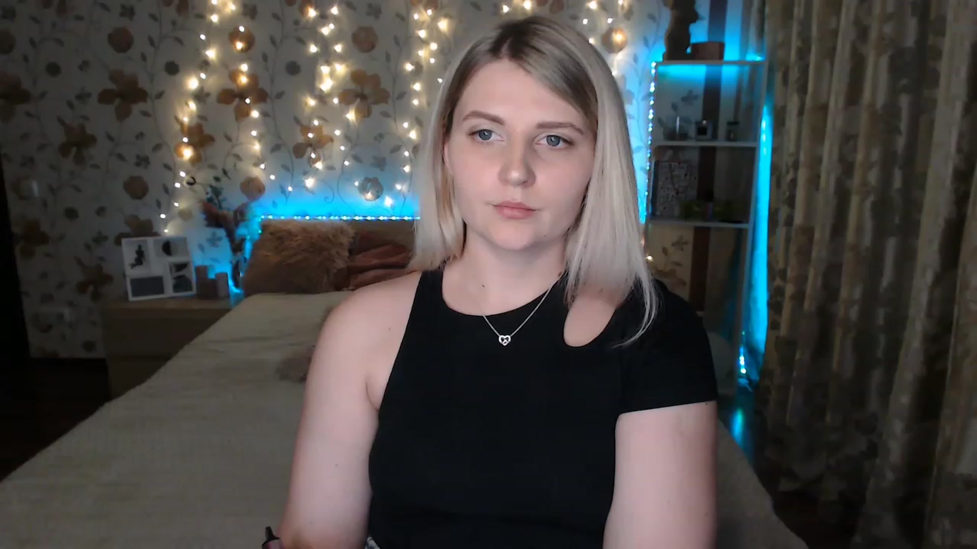Gallery image thumbnail from Nice_Ass007's myfreecams stream on, 06/17/2023, 24:31 image 15 of 20