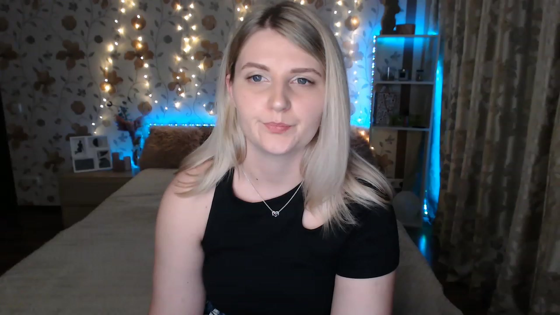 Gallery image thumbnail from Nice_Ass007's myfreecams stream on, 06/17/2023, 24:31 image 9 of 20
