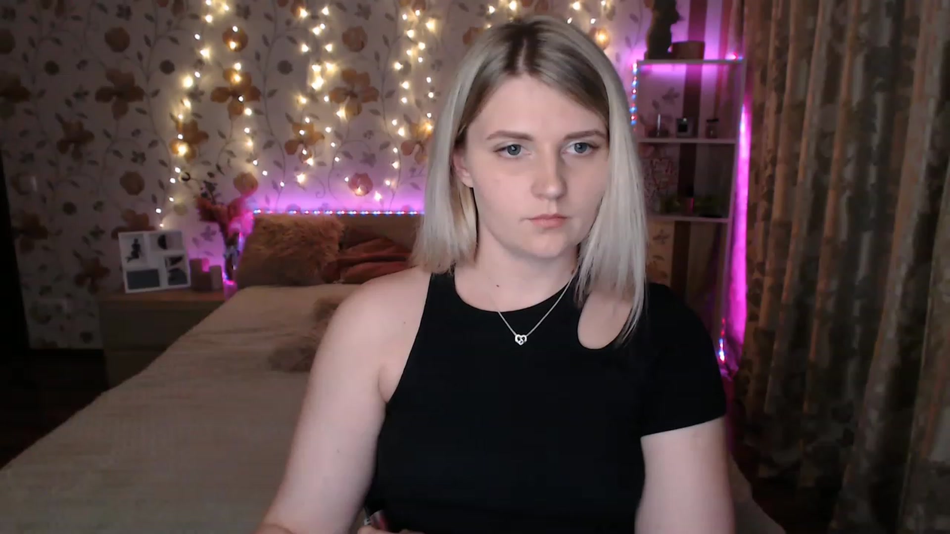 Gallery image thumbnail from Nice_Ass007's myfreecams stream on, 06/17/2023, 24:31 image 20 of 20
