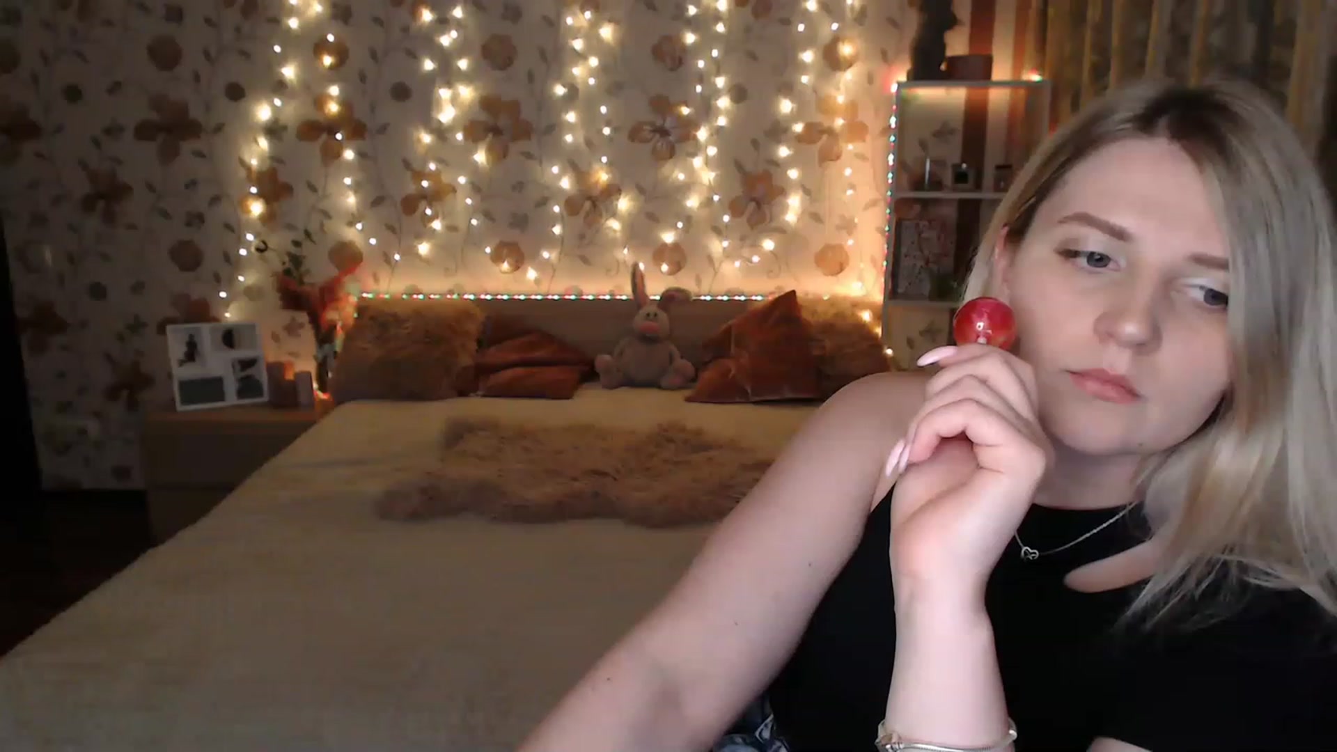 Gallery image thumbnail from Nice_Ass007's myfreecams stream on, 06/17/2023, 01:02 image 16 of 20