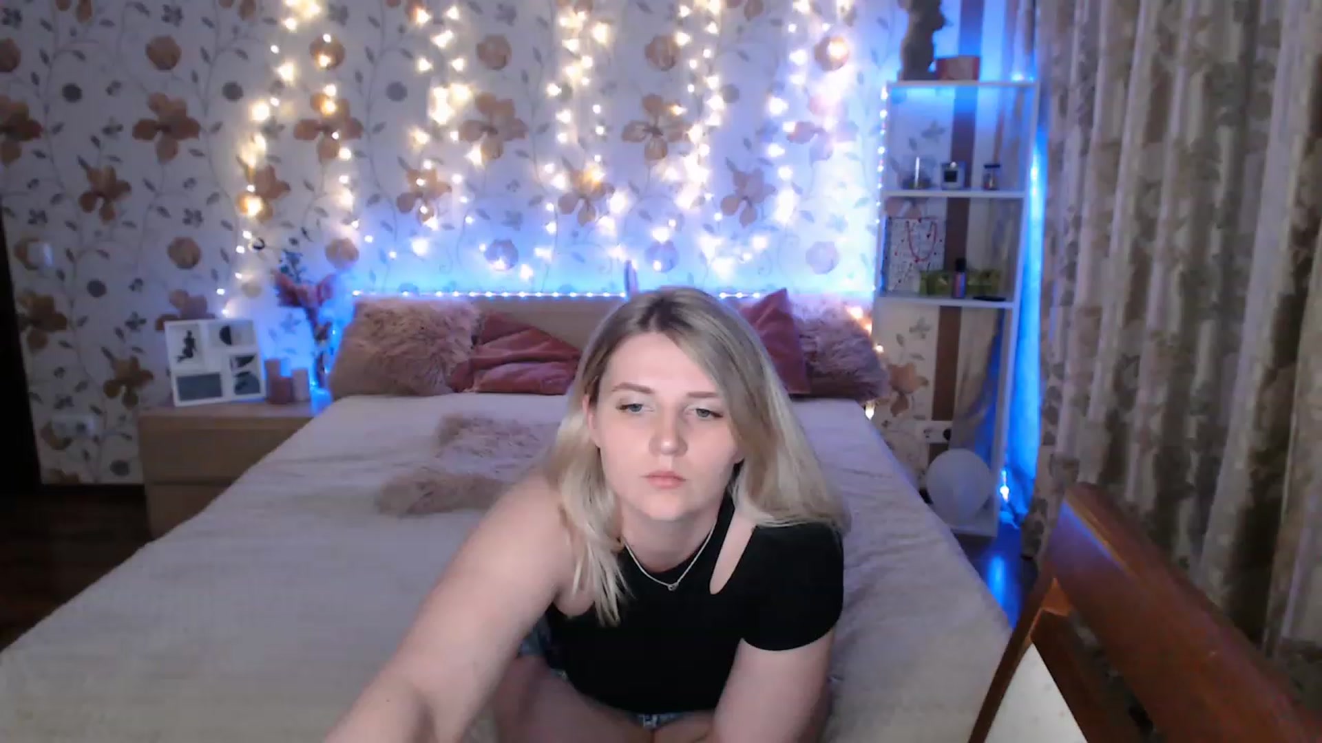 Gallery image thumbnail from Nice_Ass007's myfreecams stream on, 06/17/2023, 01:02 image 3 of 20