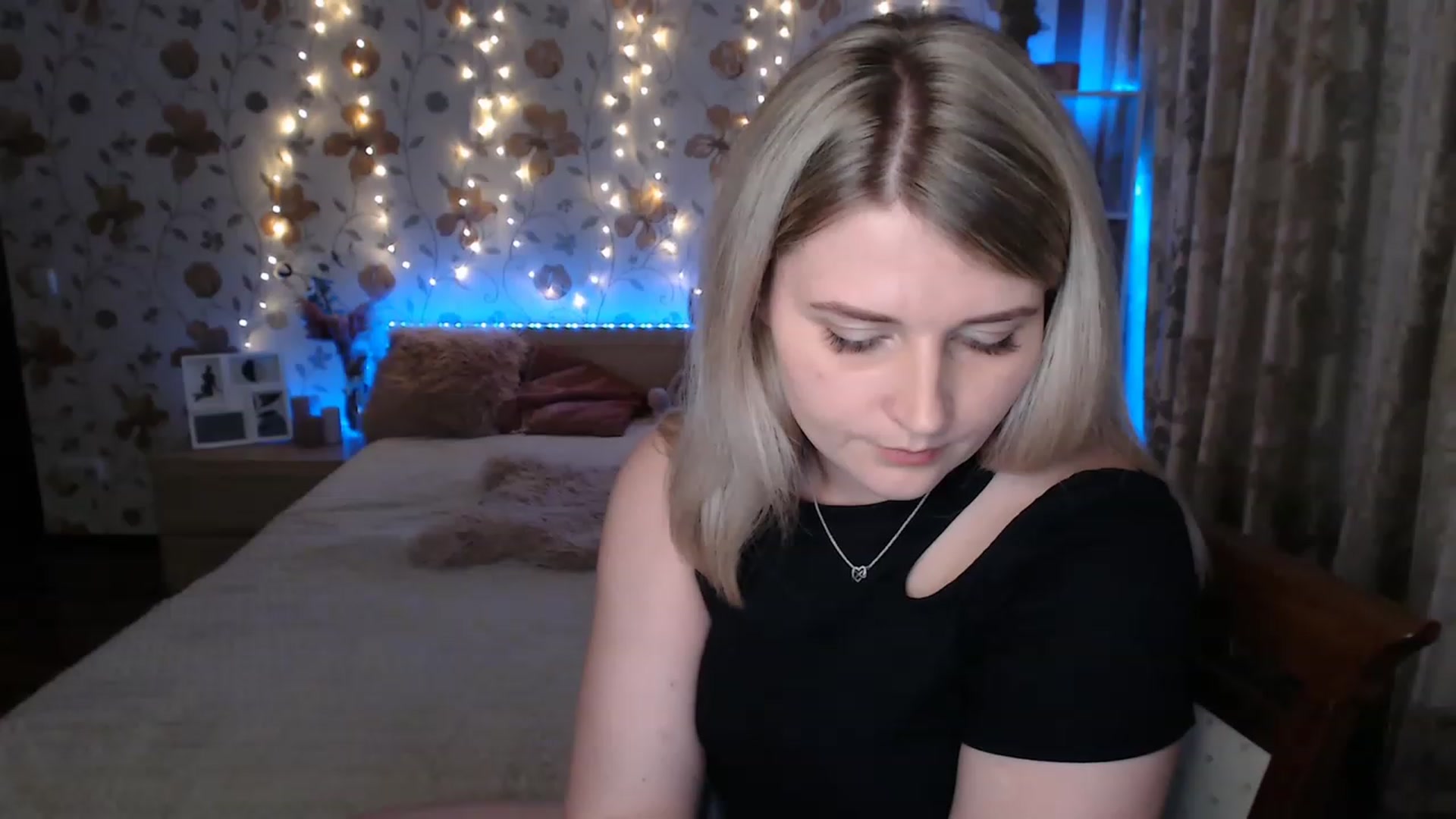 Gallery image thumbnail from Nice_Ass007's myfreecams stream on, 06/17/2023, 02:02 image 16 of 20