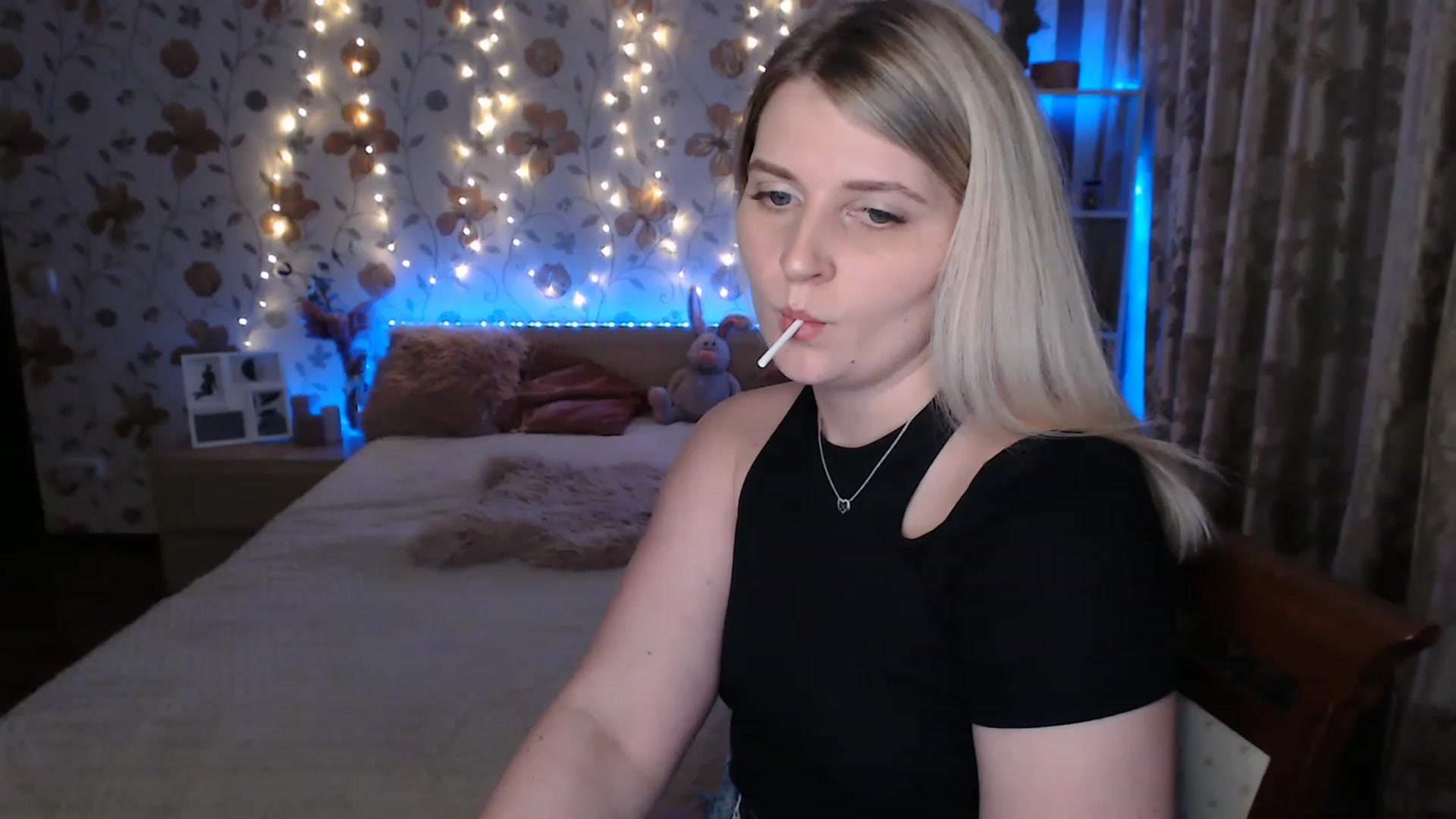 Gallery image thumbnail from Nice_Ass007's myfreecams stream on, 06/17/2023, 02:02 image 5 of 20