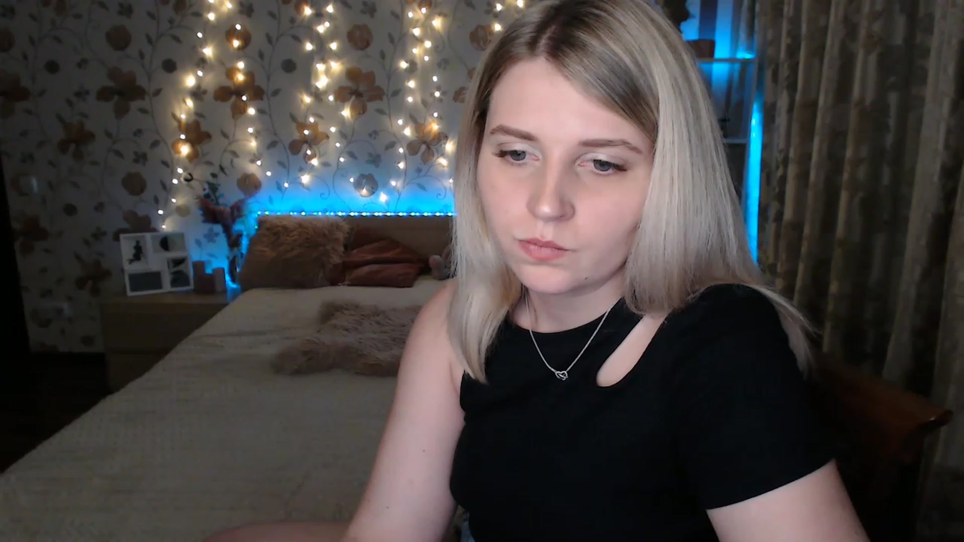 Gallery image thumbnail from Nice_Ass007's myfreecams stream on, 06/17/2023, 02:02 image 9 of 20