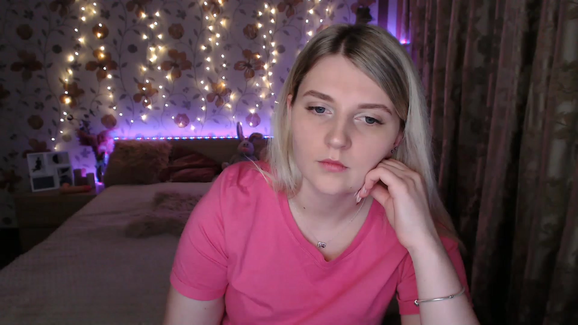 Gallery image thumbnail from Nice_Ass007's myfreecams stream on, 06/17/2023, 20:50 image 16 of 20