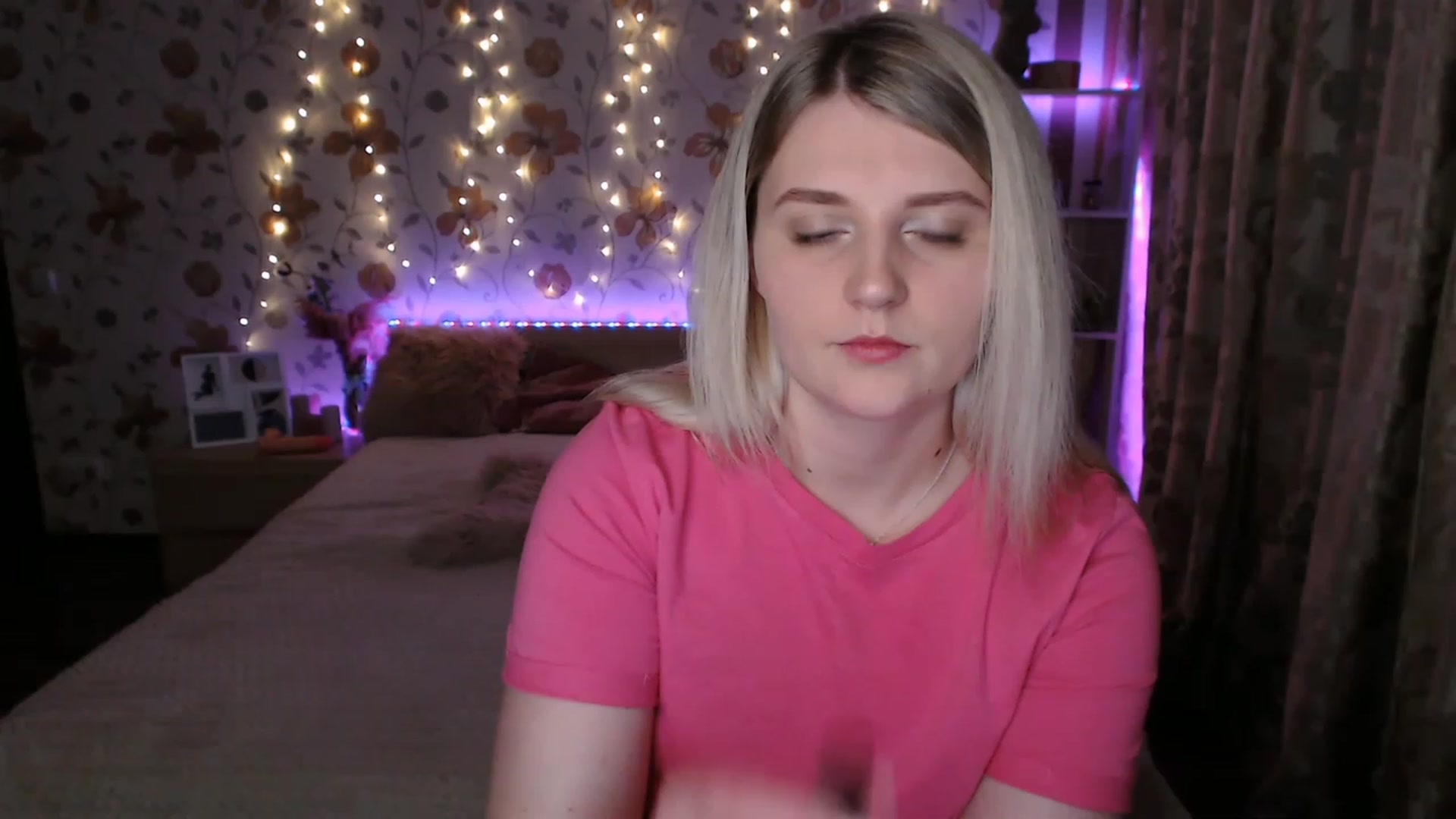 Gallery image thumbnail from Nice_Ass007's myfreecams stream on, 06/17/2023, 20:50 image 12 of 20