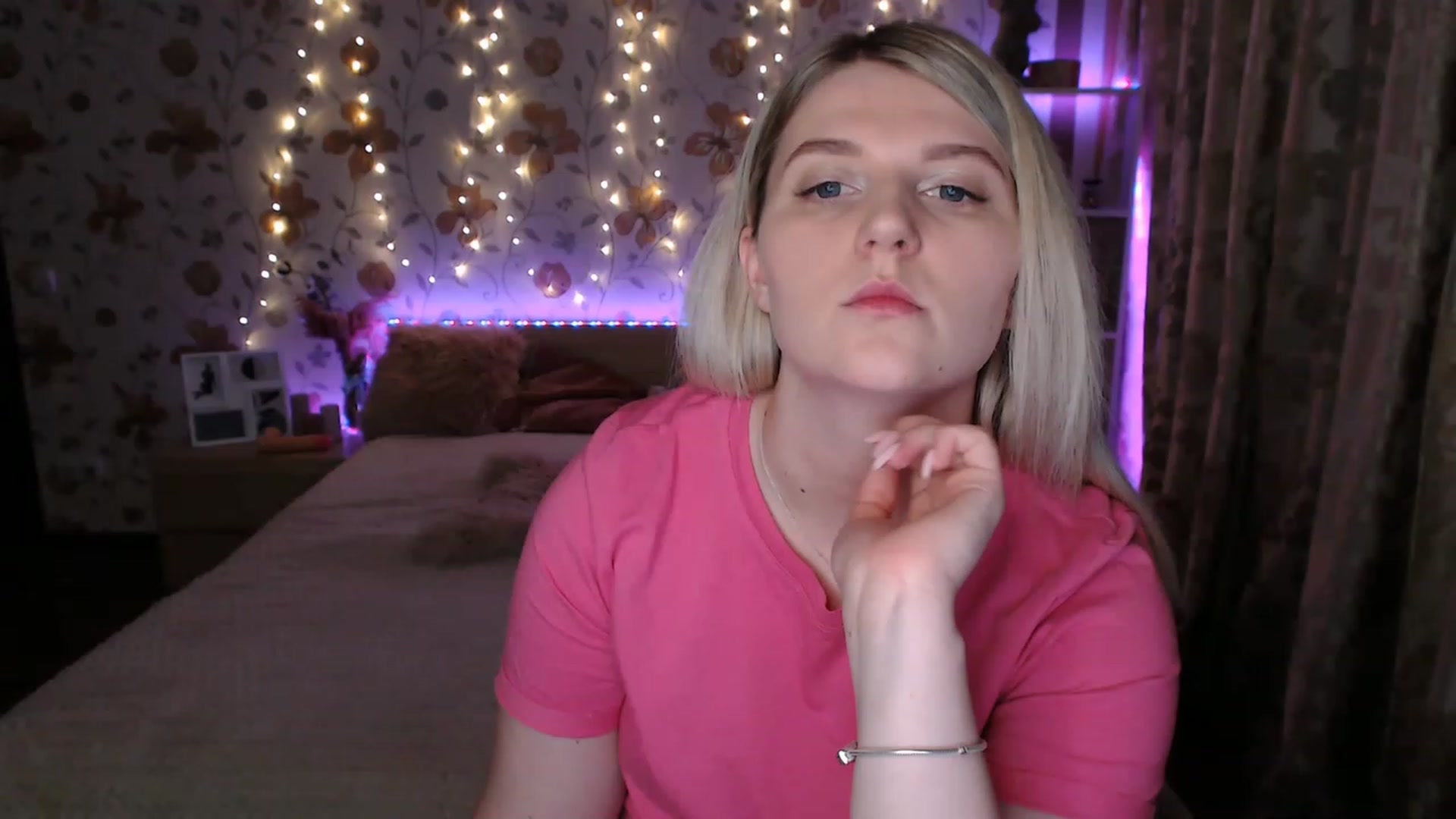 Gallery image thumbnail from Nice_Ass007's myfreecams stream on, 06/17/2023, 20:50 image 14 of 20