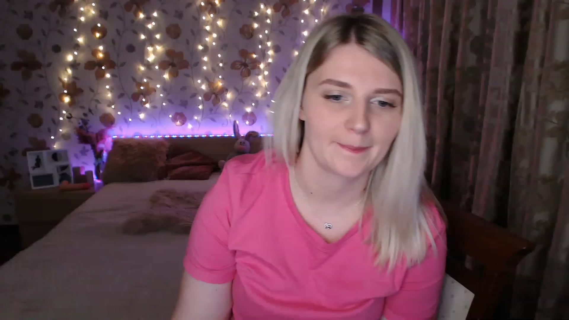 Gallery image thumbnail from Nice_Ass007's myfreecams stream on, 06/17/2023, 21:22 image 16 of 20