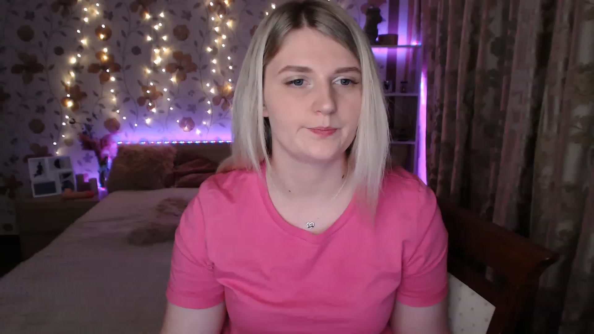Gallery image thumbnail from Nice_Ass007's myfreecams stream on, 06/17/2023, 21:22 image 3 of 20
