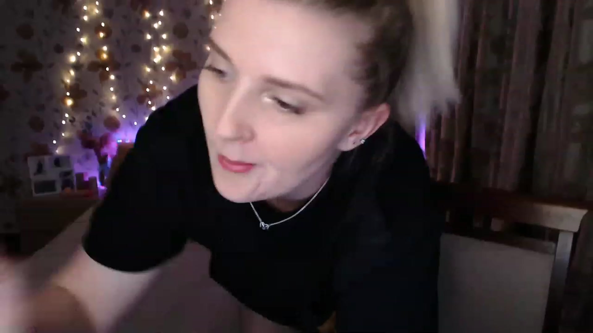 Gallery image thumbnail from Nice_Ass007's myfreecams stream on, 06/17/2023, 23:48 image 5 of 20