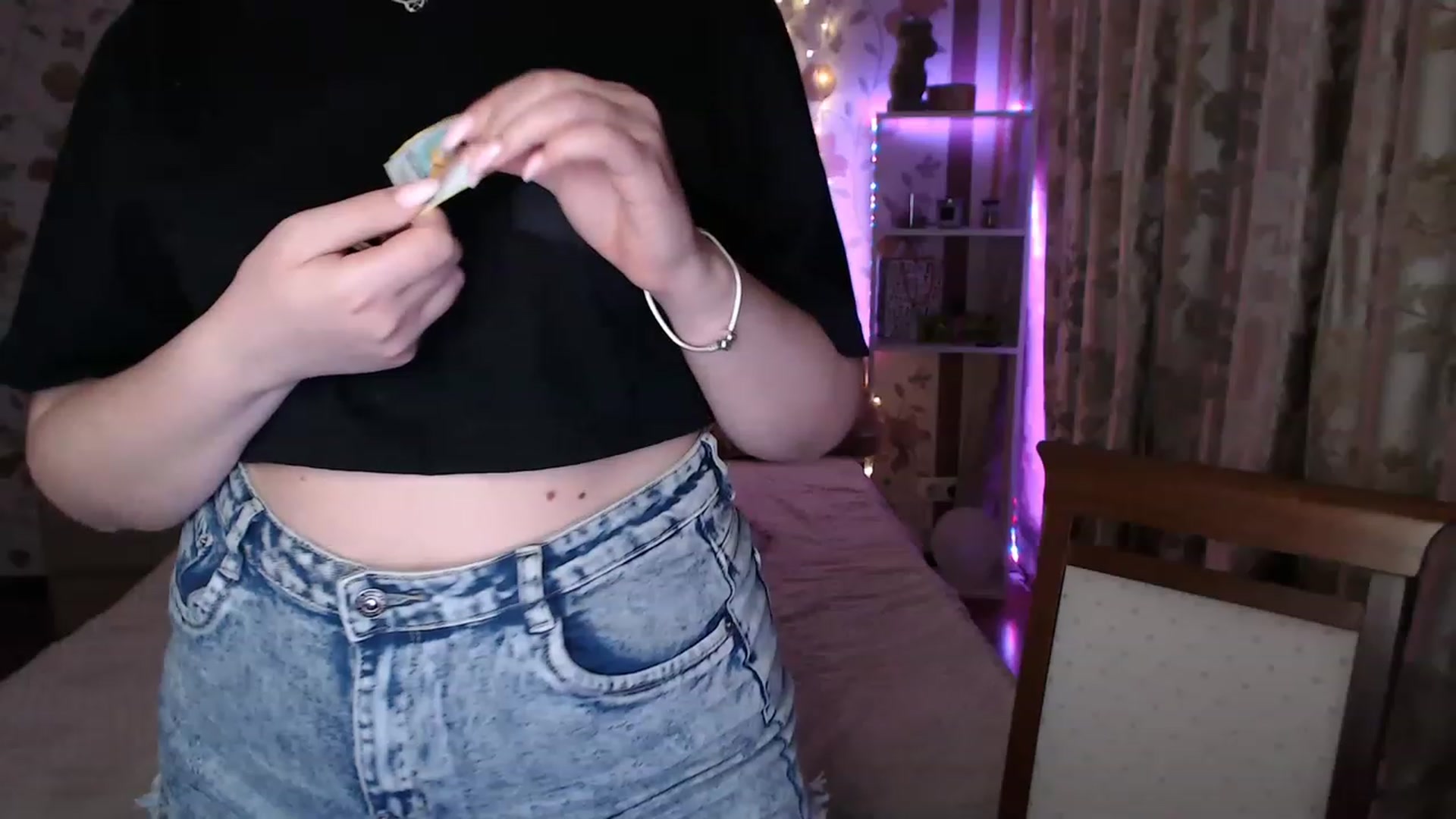 Gallery image thumbnail from Nice_Ass007's myfreecams stream on, 06/17/2023, 23:48 image 3 of 20