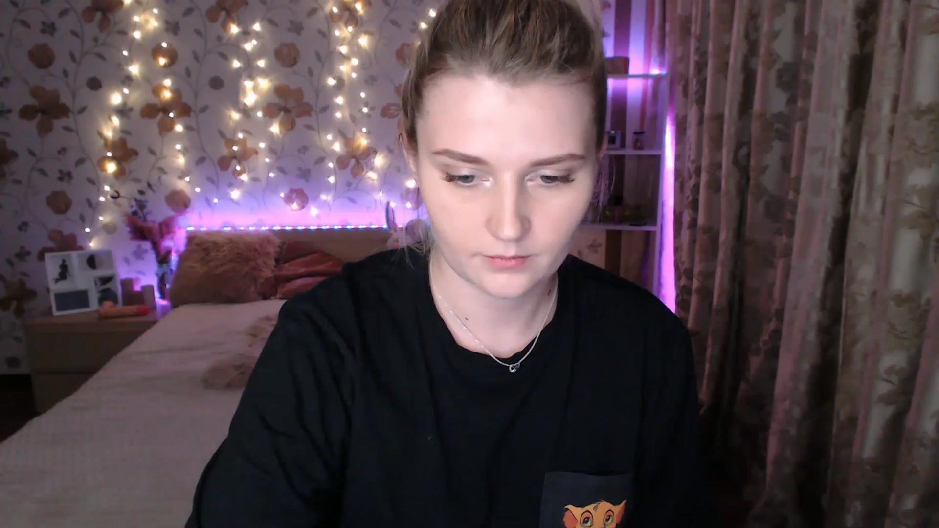Gallery image thumbnail from Nice_Ass007's myfreecams stream on, 06/18/2023, 01:13 image 3 of 20