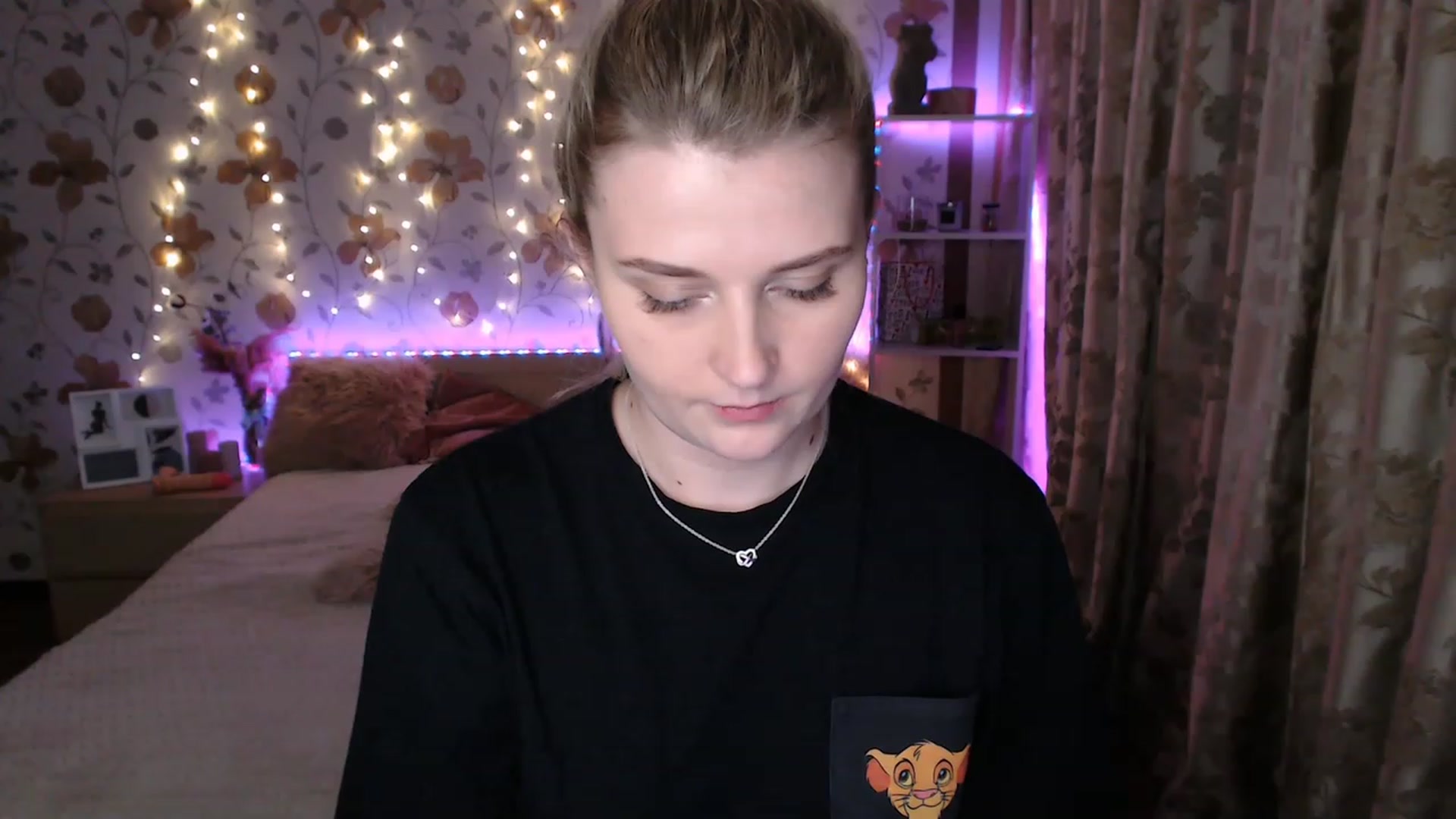 Gallery image thumbnail from Nice_Ass007's myfreecams stream on, 06/18/2023, 01:13 image 15 of 20