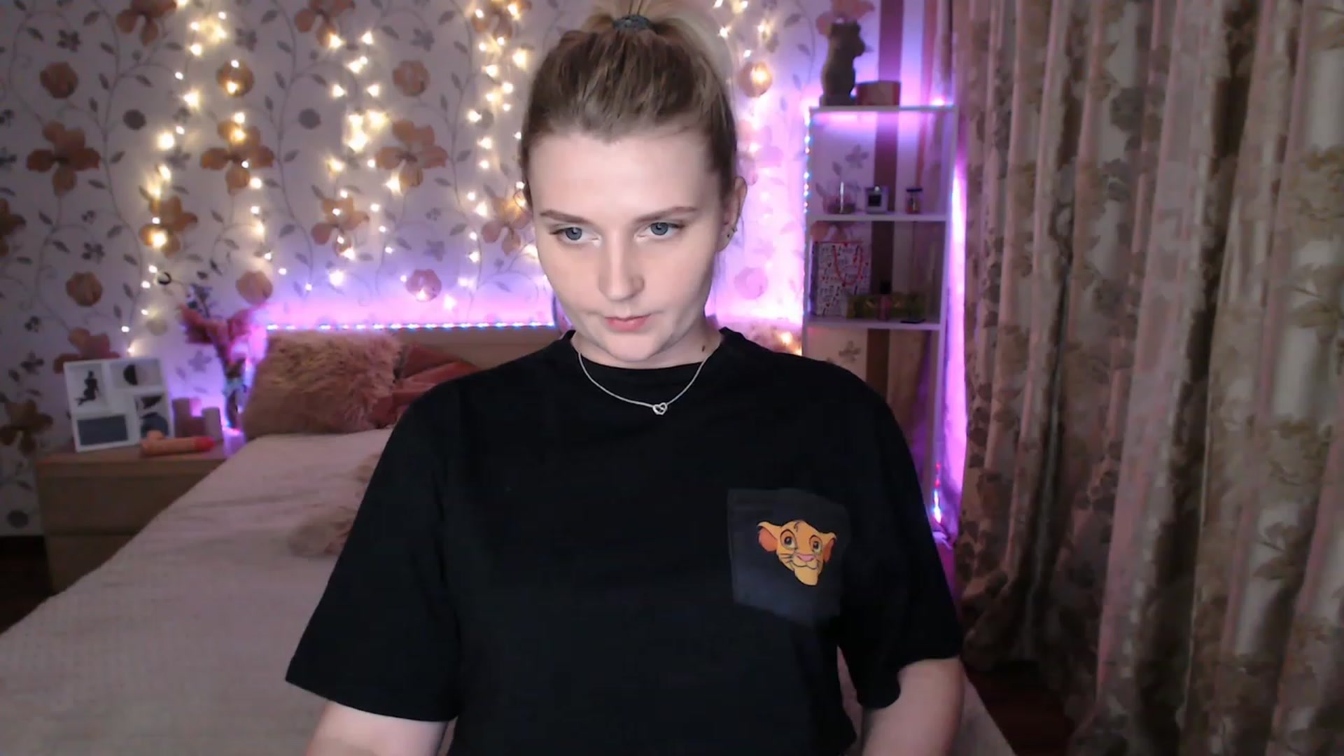 Gallery image thumbnail from Nice_Ass007's myfreecams stream on, 06/18/2023, 01:13 image 9 of 20