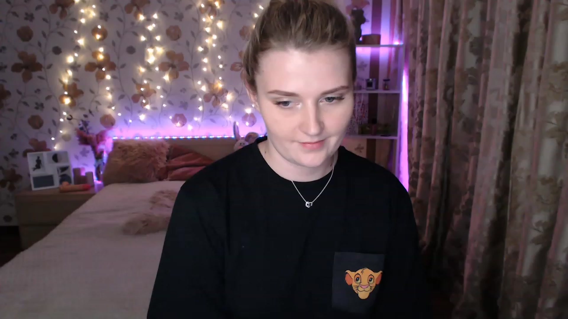 Gallery image thumbnail from Nice_Ass007's myfreecams stream on, 06/18/2023, 01:13 image 6 of 20