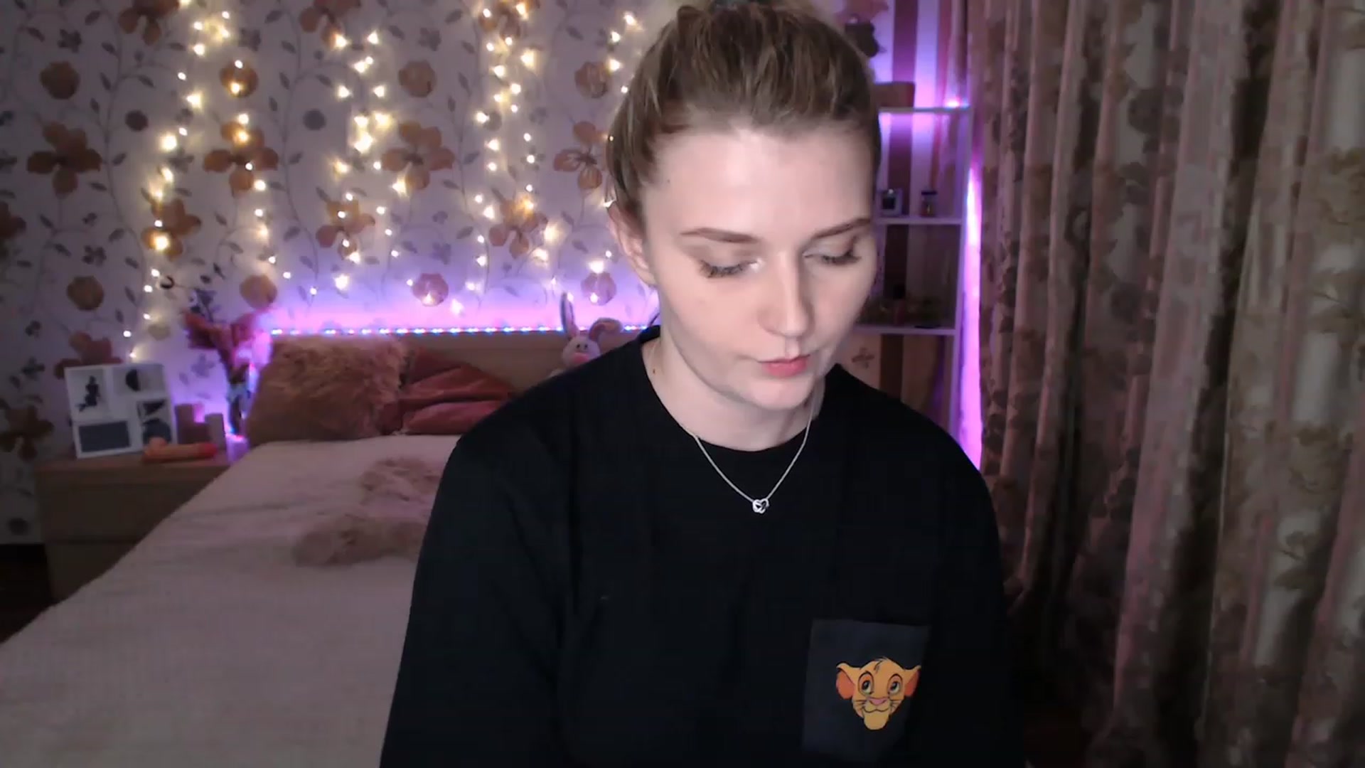 Gallery image thumbnail from Nice_Ass007's myfreecams stream on, 06/18/2023, 01:13 image 8 of 20