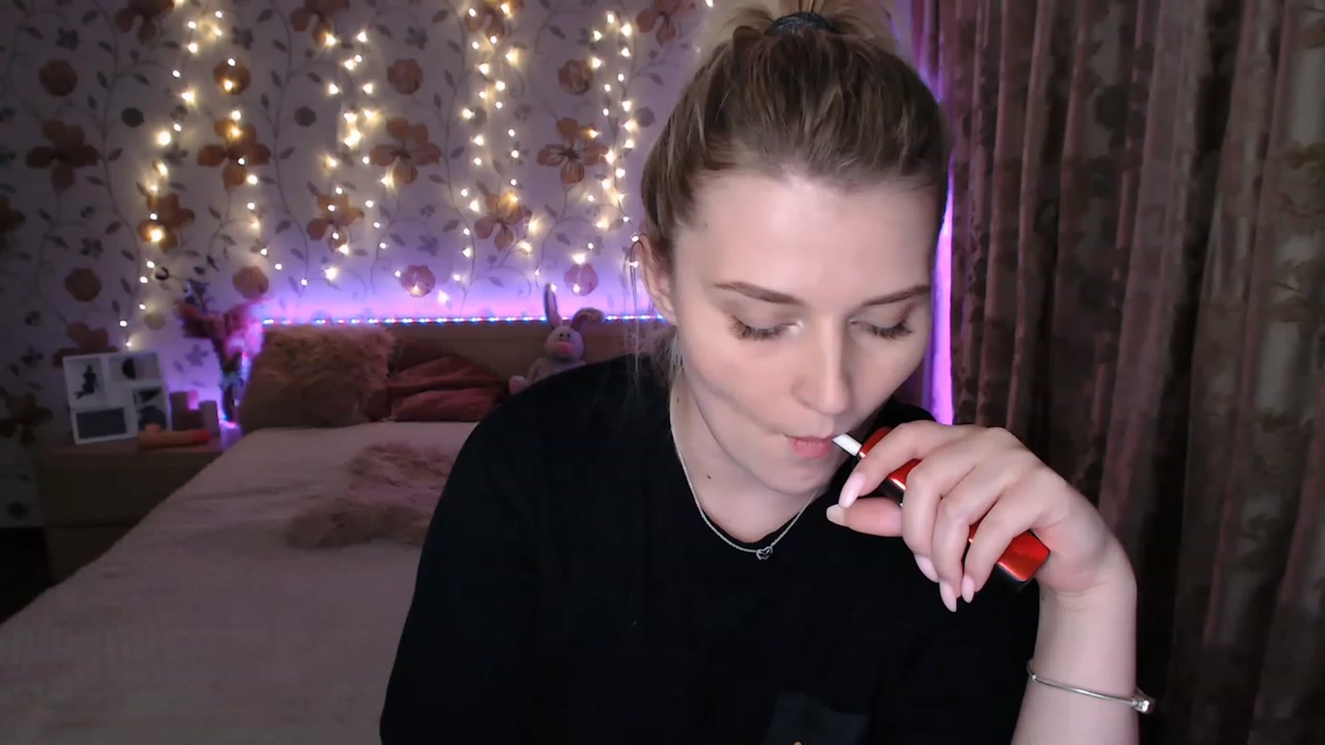 Gallery image thumbnail from Nice_Ass007's myfreecams stream on, 06/18/2023, 01:13 image 1 of 20