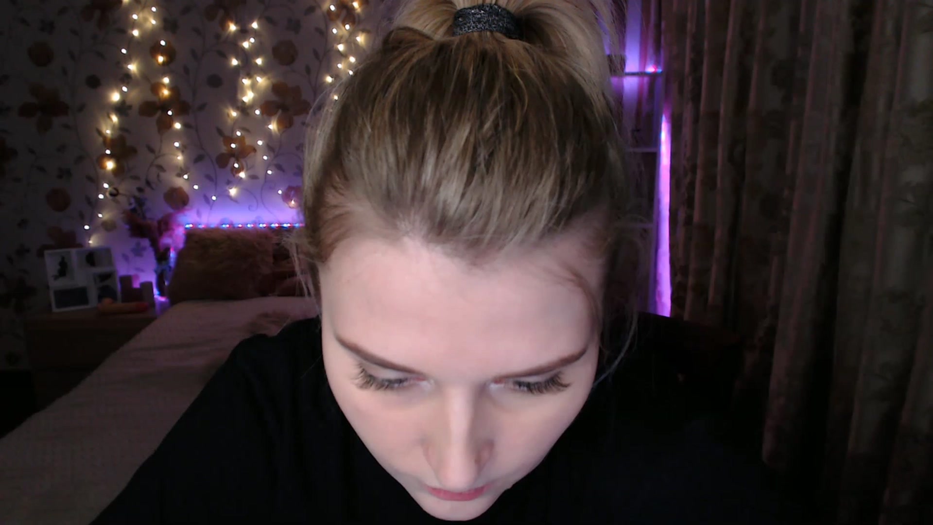 Gallery image thumbnail from Nice_Ass007's myfreecams stream on, 06/18/2023, 01:56 image 13 of 20