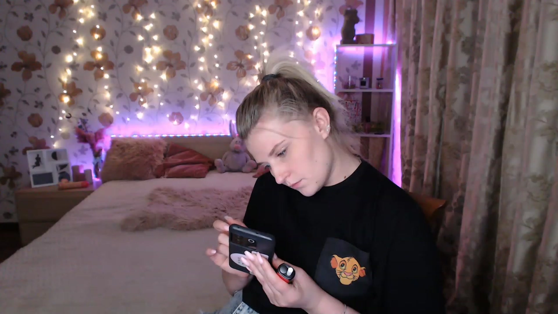 Gallery image thumbnail from Nice_Ass007's myfreecams stream on, 06/18/2023, 01:56 image 16 of 20