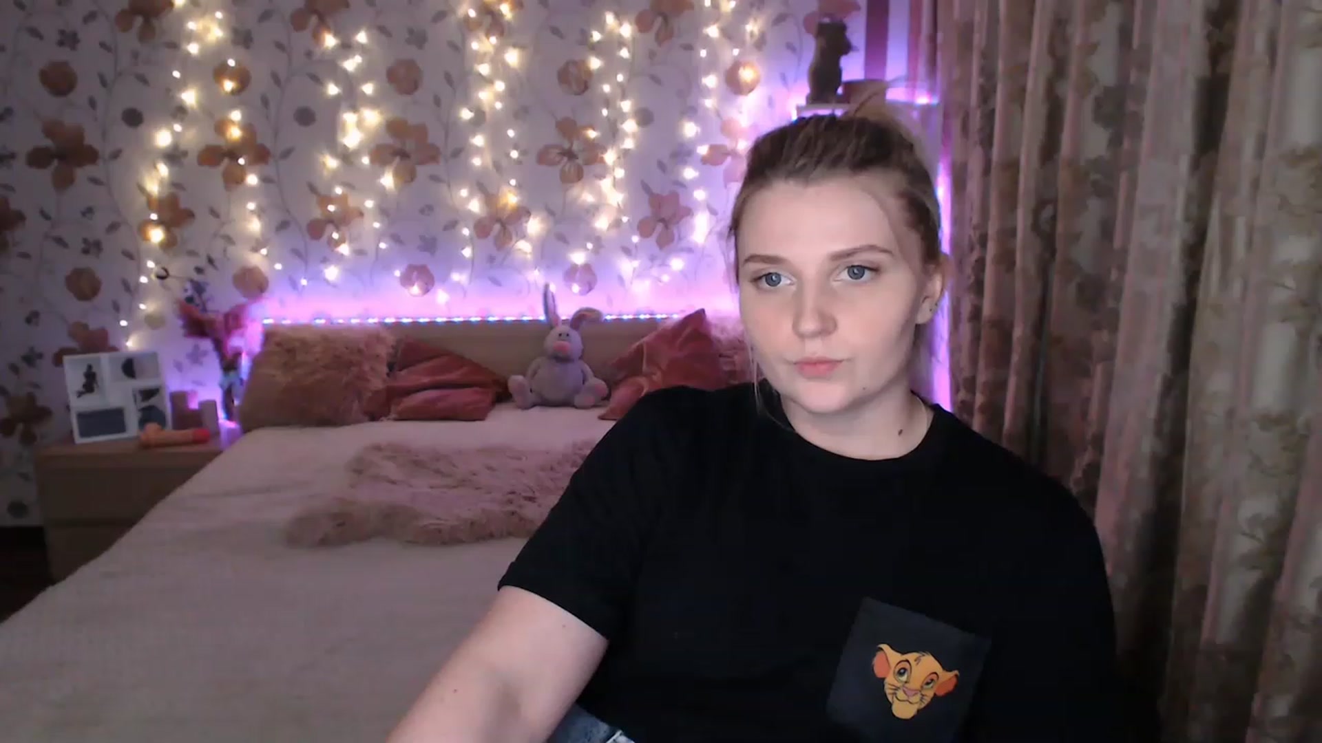 Gallery image thumbnail from Nice_Ass007's myfreecams stream on, 06/18/2023, 01:56 image 10 of 20