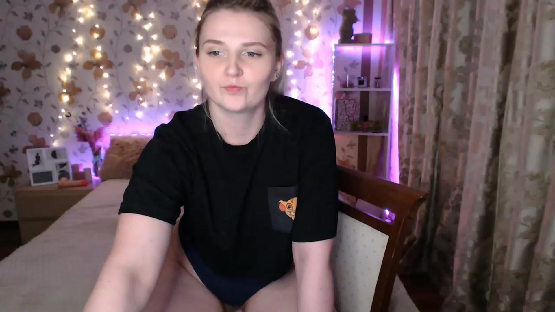 Gallery image thumbnail from Nice_Ass007's myfreecams stream on, 06/18/2023, 01:56 image 3 of 20