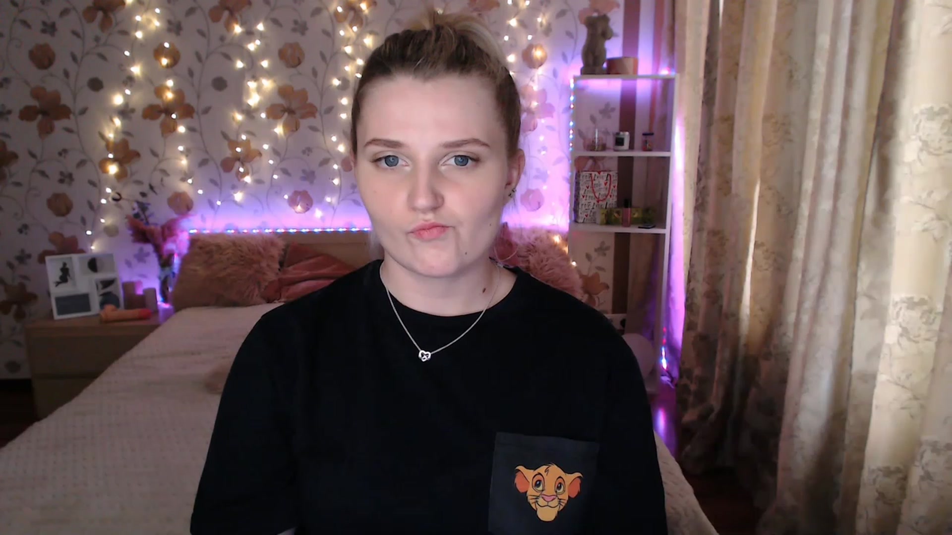 Gallery image thumbnail from Nice_Ass007's myfreecams stream on, 06/18/2023, 03:56 image 15 of 20