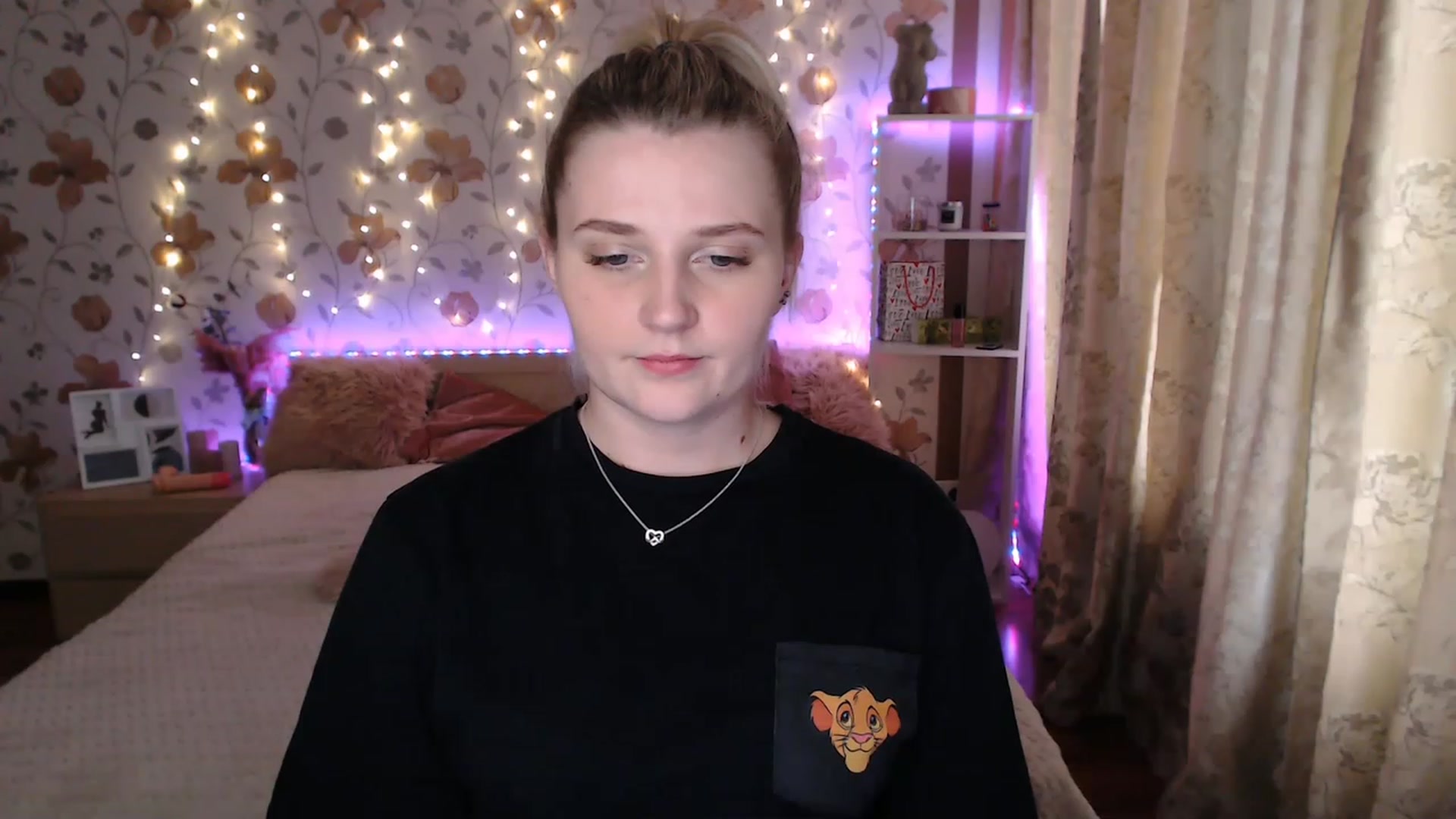 Gallery image thumbnail from Nice_Ass007's myfreecams stream on, 06/18/2023, 03:56 image 17 of 20
